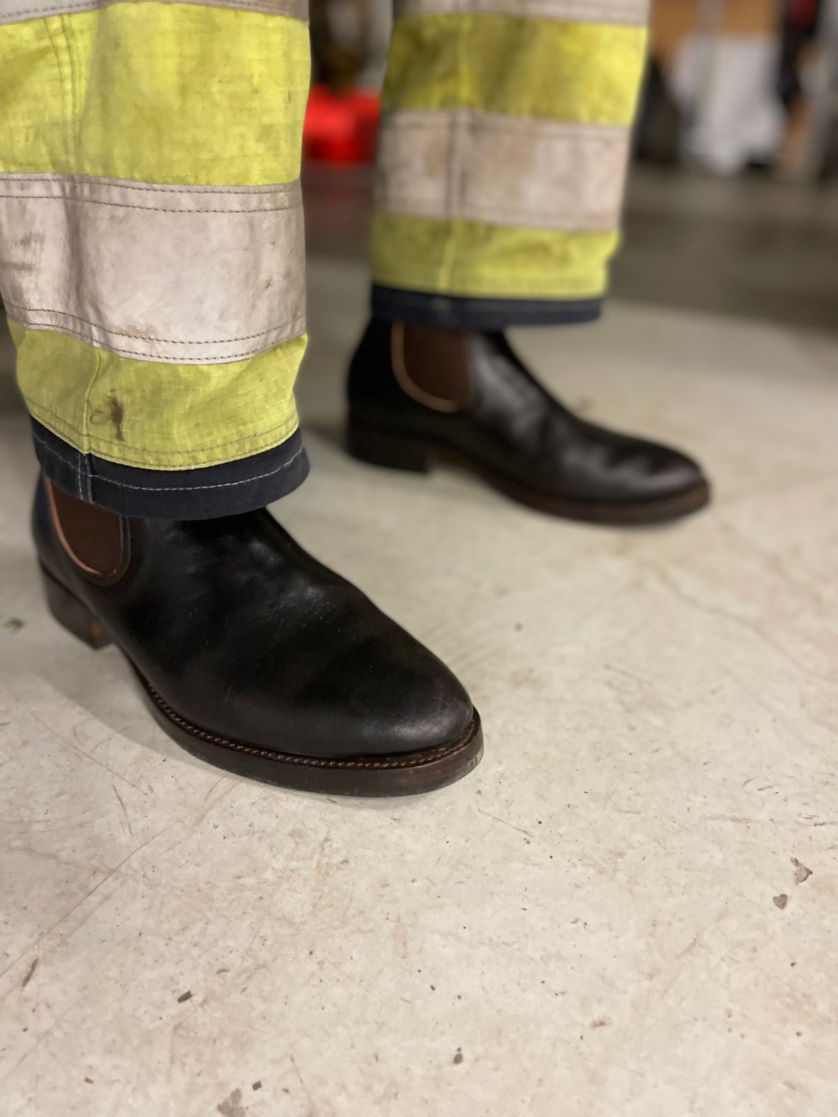 Photo by gear on November 3, 2023 of the Briselblack The Seventh Chelsea Boot in Maryam Brown Horsebutt.