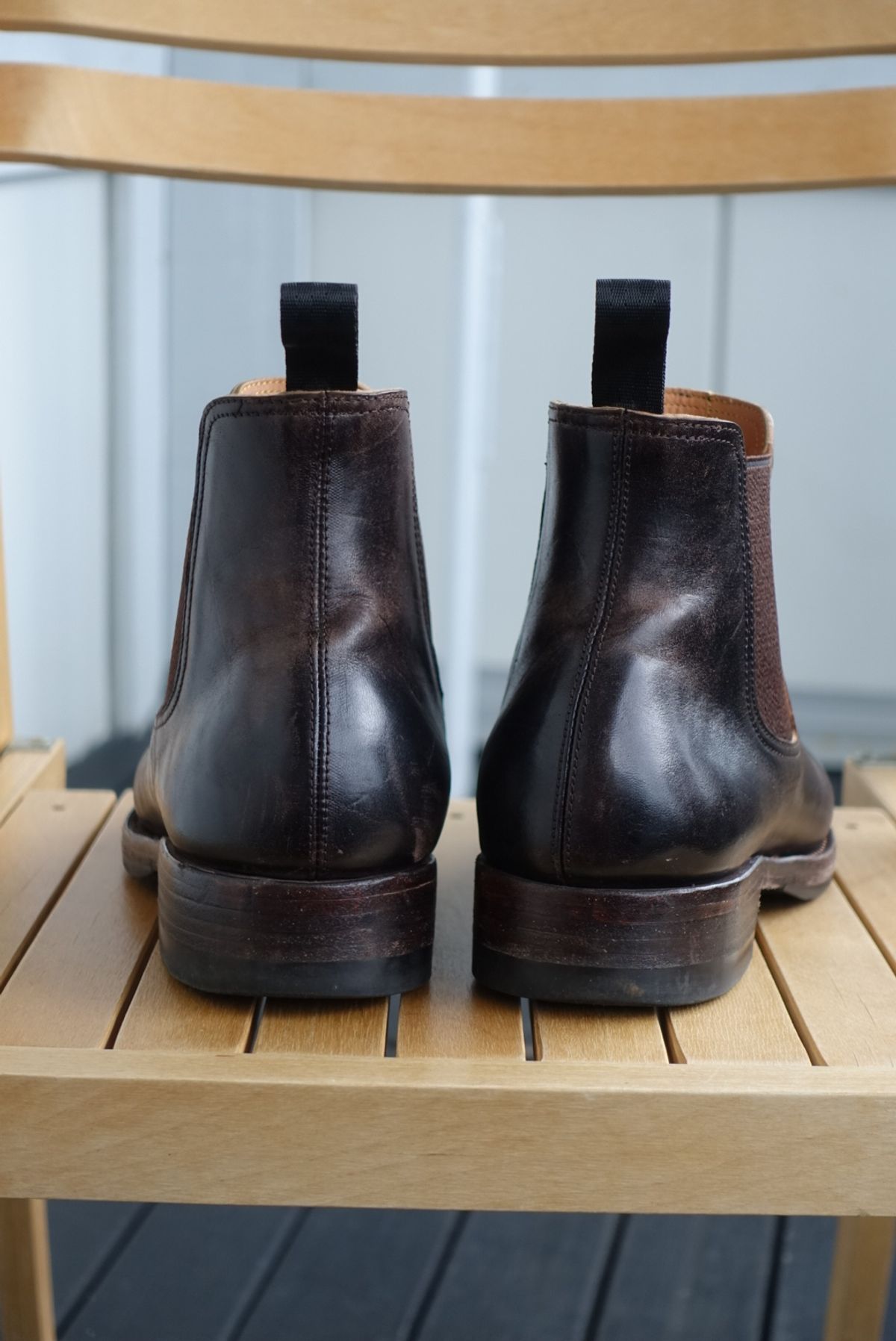 Photo by gear on March 3, 2024 of the Briselblack The Seventh Chelsea Boot in Maryam Brown Horsebutt.