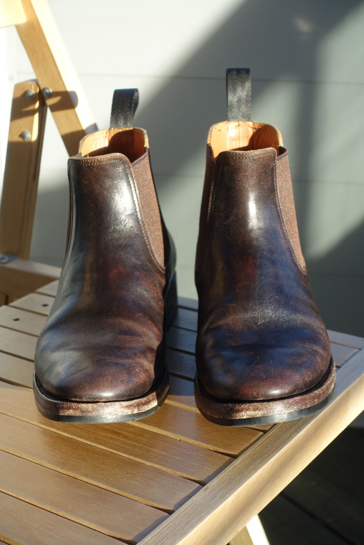 Photo by gear on April 2, 2024 of the Briselblack The Seventh Chelsea Boot in Maryam Brown Horsebutt.