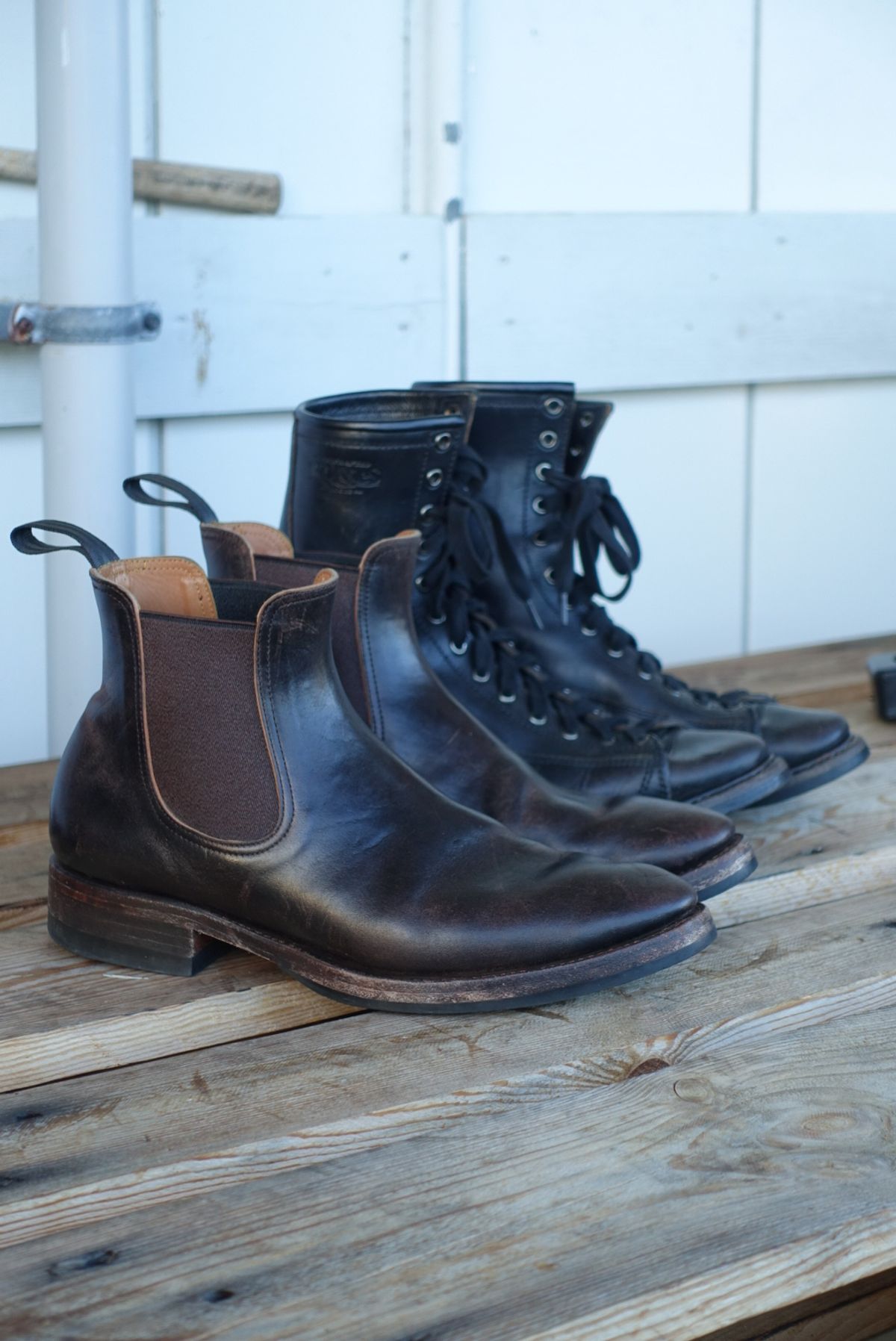 Photo by gear on April 2, 2024 of the Briselblack The Seventh Chelsea Boot in Maryam Brown Horsebutt.