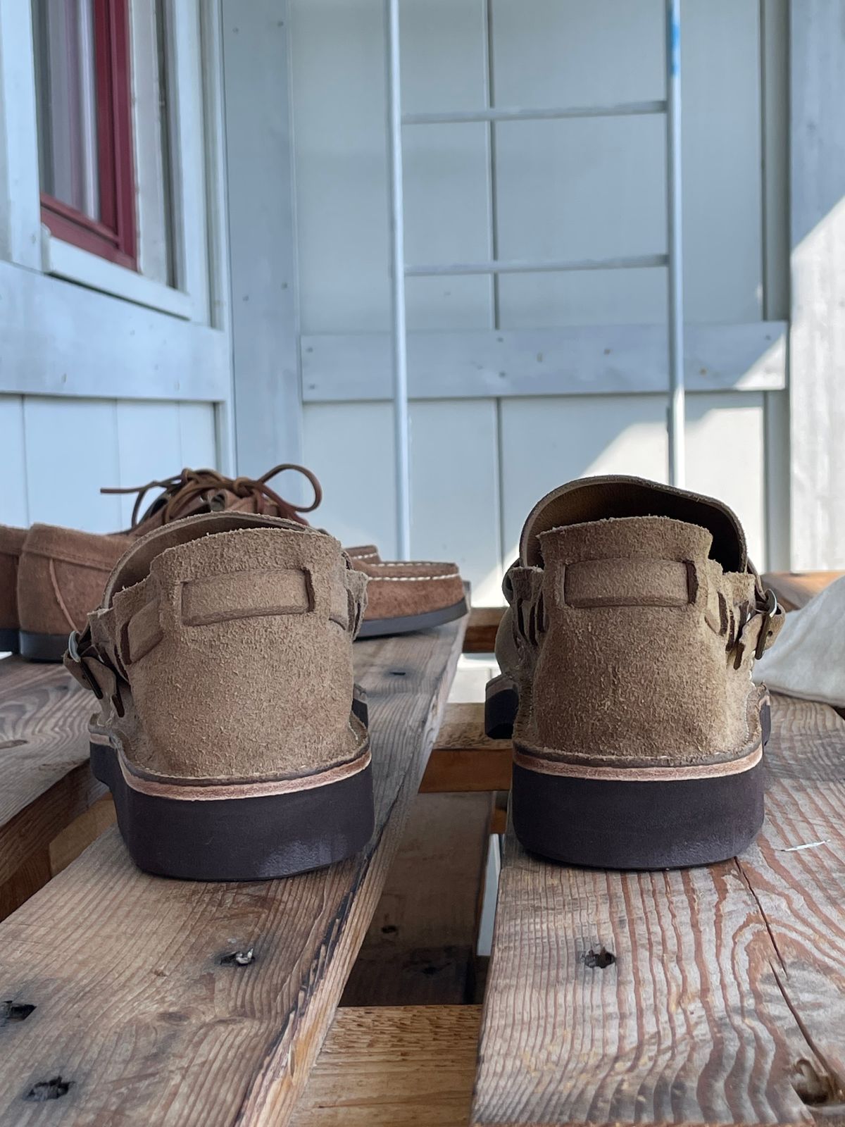 Photo by gear on April 30, 2024 of the Oak Street Bootmakers Country Loafer in Horween Natural Chromexcel Roughout.