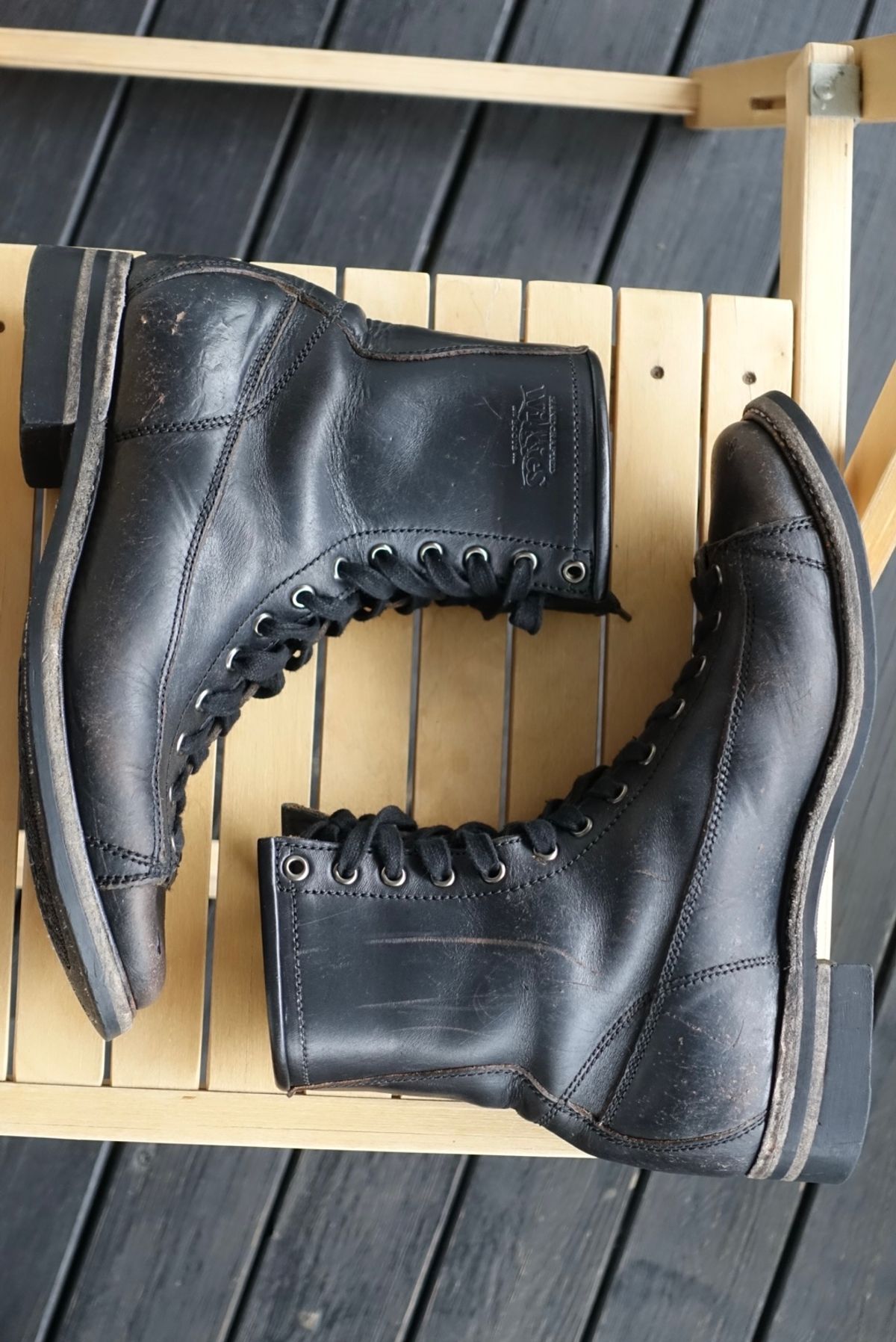 Photo by gear on March 3, 2024 of the Willie's Handmade Boots Monkey Boot in Horween Black Chromexcel.