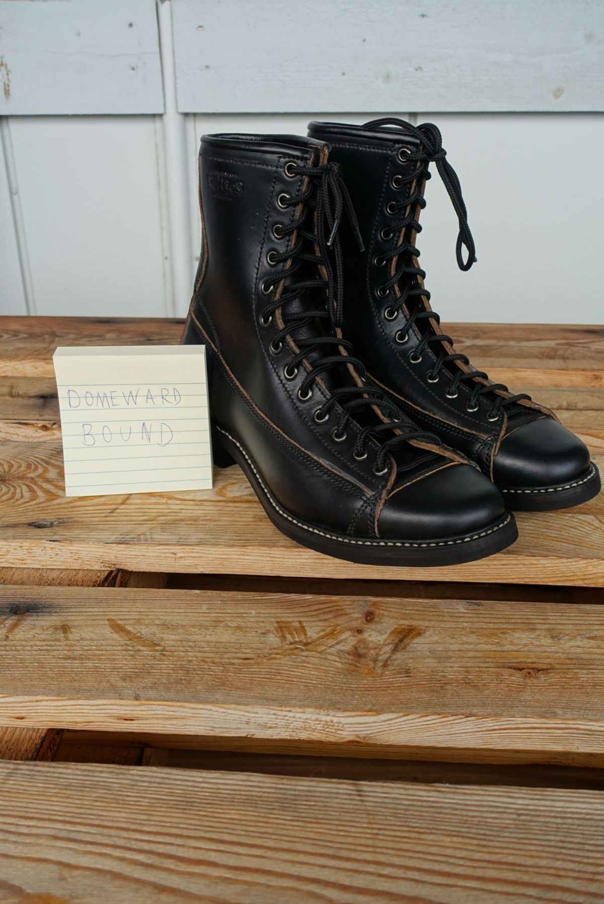 Photo by gear on October 4, 2023 of the Willie's Handmade Boots Monkey Boot in Horween Black Chromexcel.