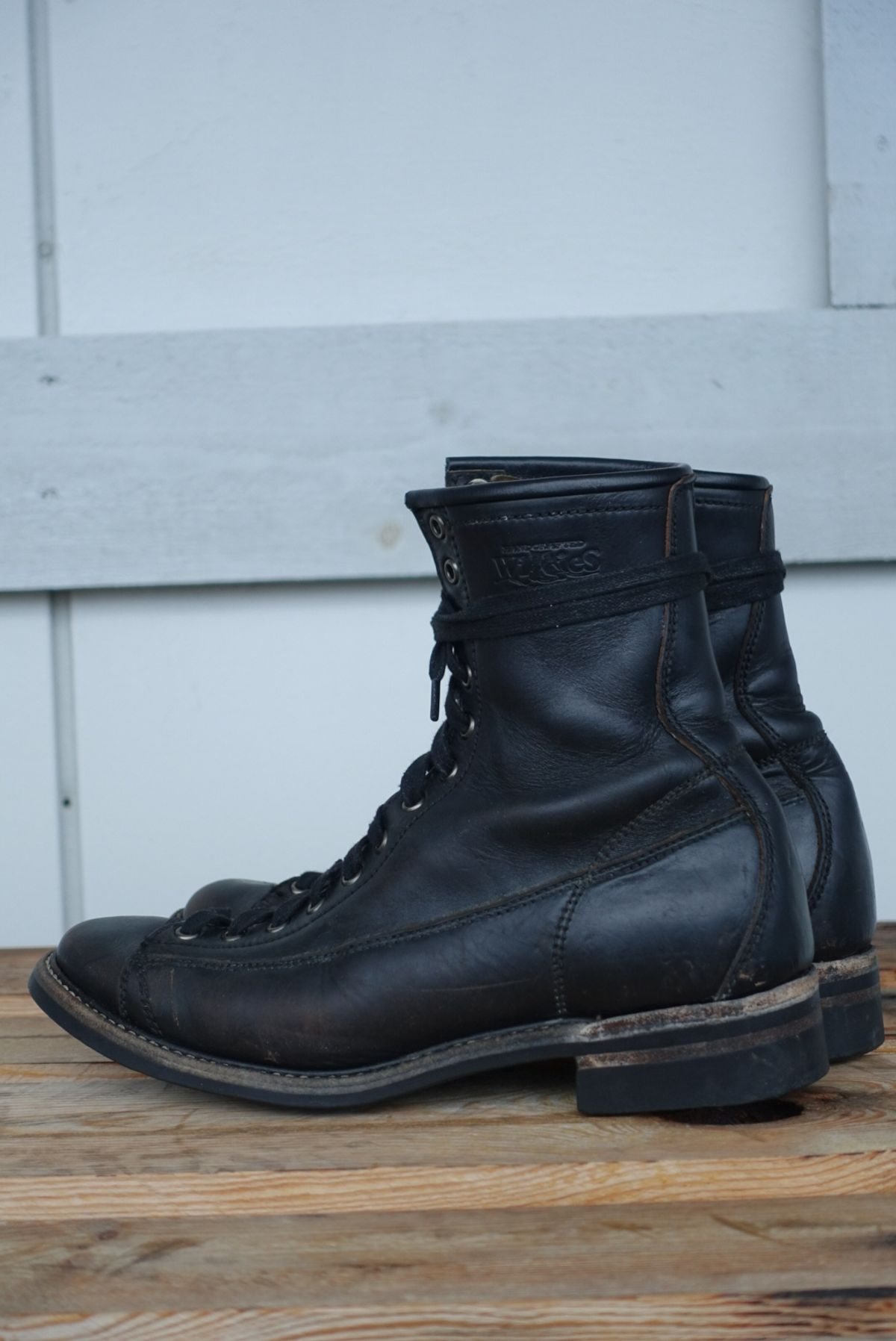 Photo by gear on December 3, 2023 of the Willie's Handmade Boots Monkey Boot in Horween Black Chromexcel.