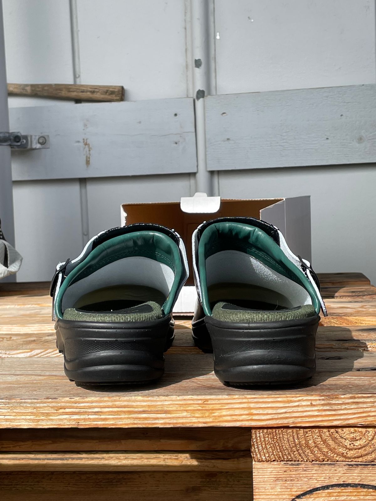 Photo by gear on April 18, 2024 of the Eik Treskofabrikk 265 in Cowhide.