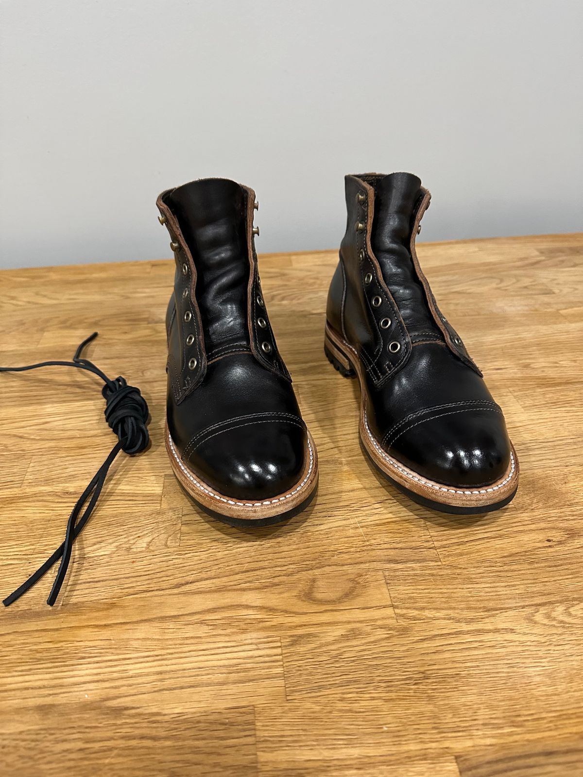Photo by nerdingdirty on October 4, 2023 of the Truman Service Boot in Black Teacore.