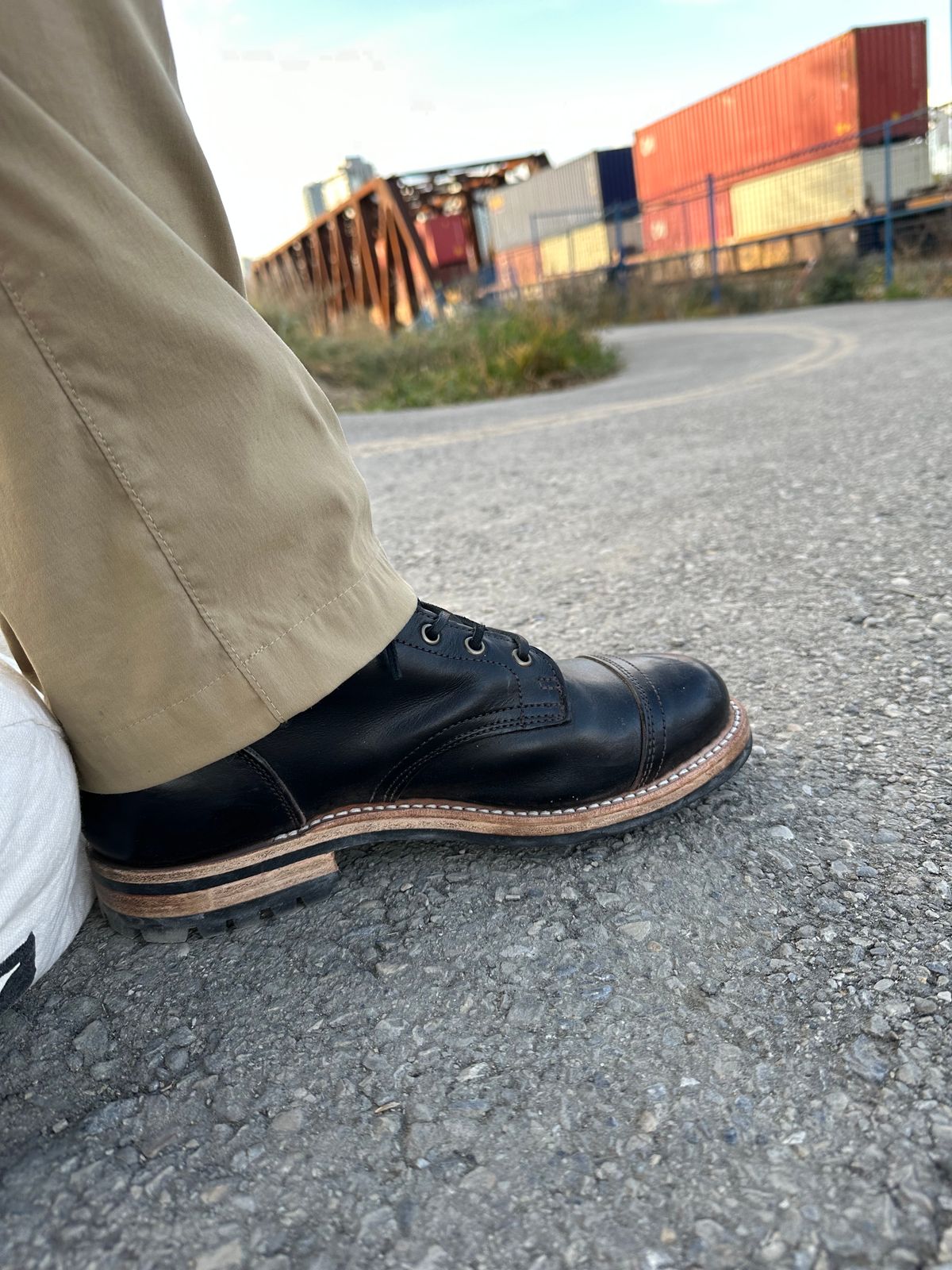 Photo by nerdingdirty on October 10, 2023 of the Truman Service Boot in Black Teacore.