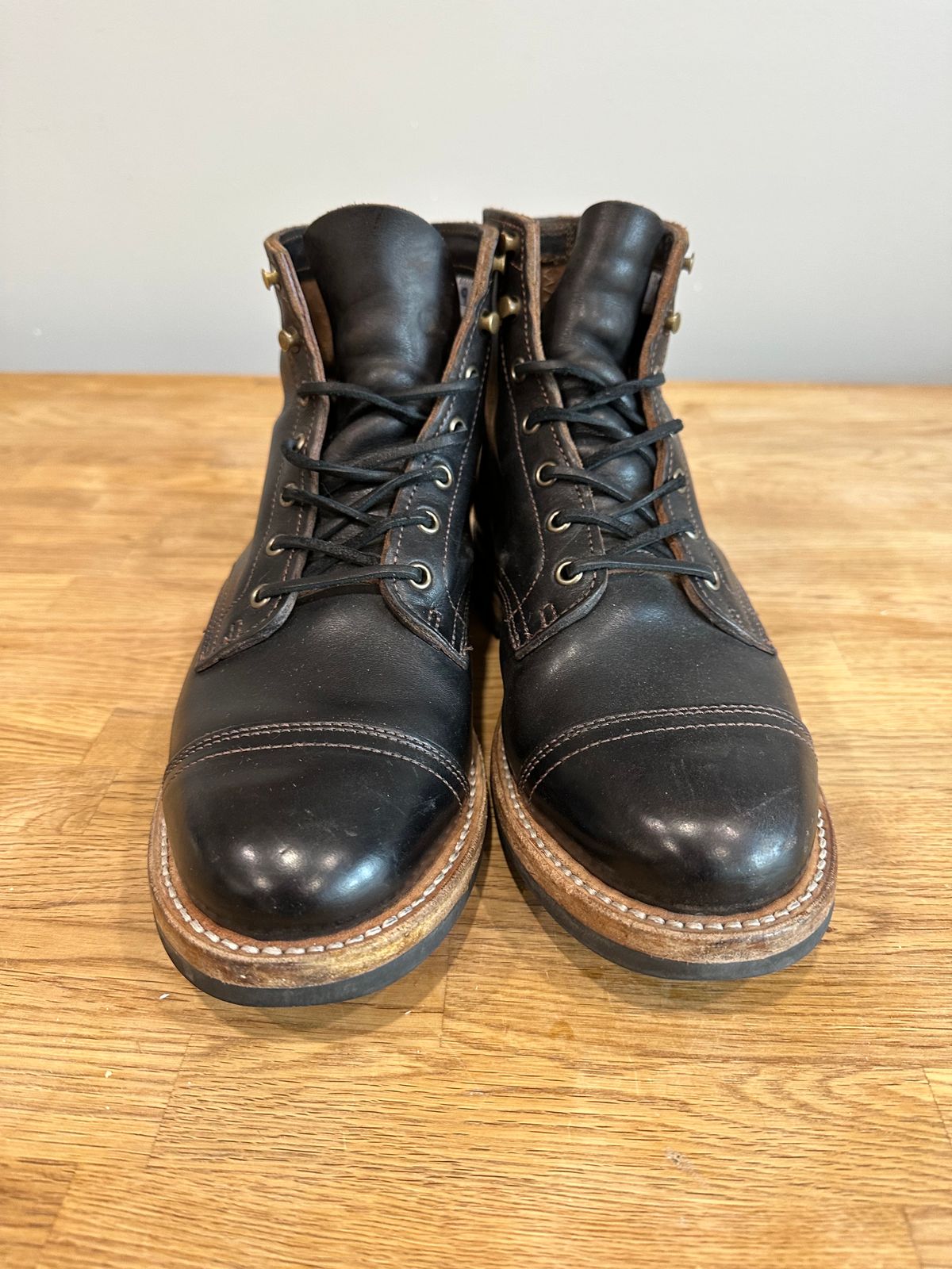 Photo by nerdingdirty on December 5, 2023 of the Truman Service Boot in Black Teacore.