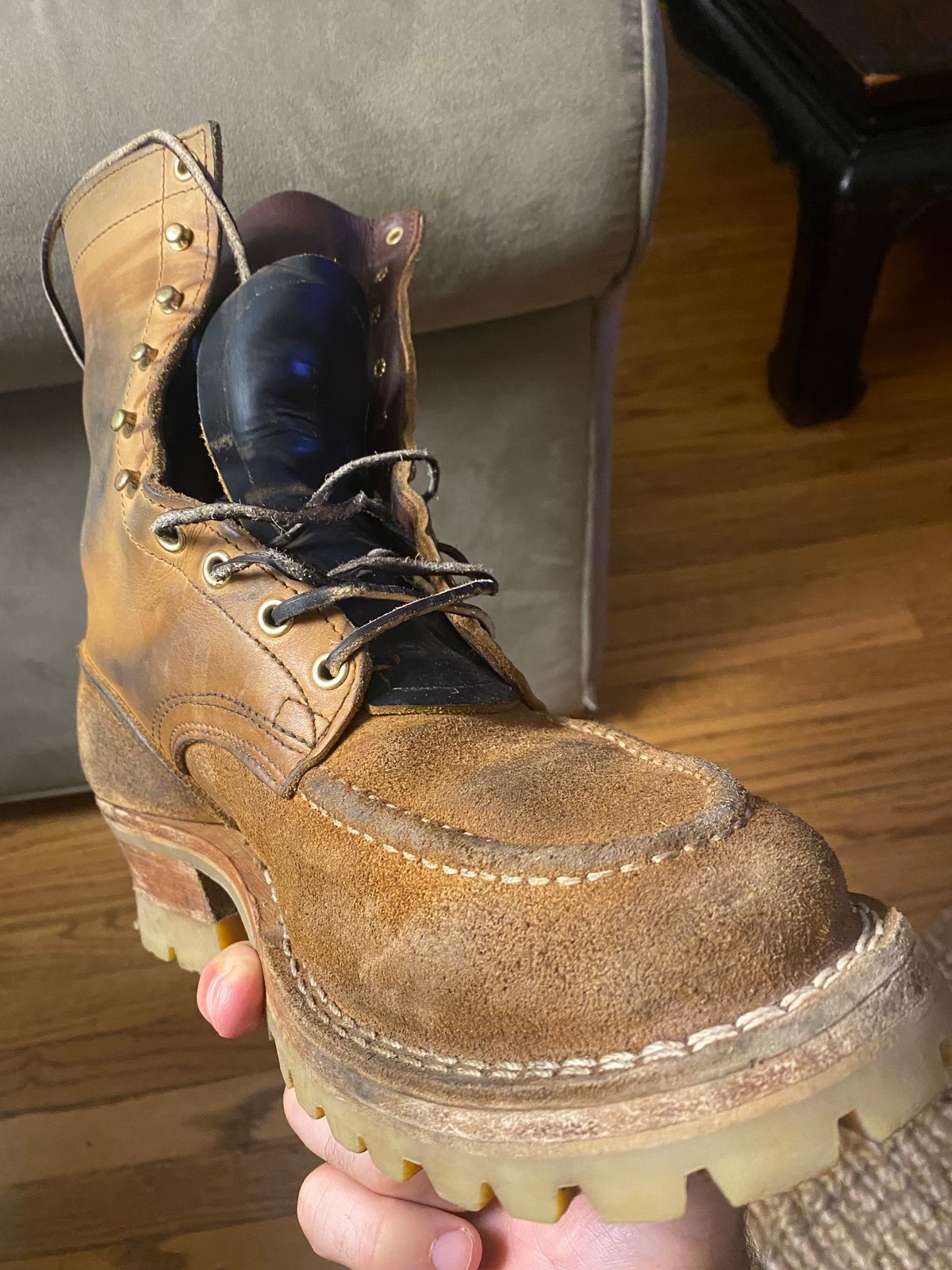 Photo by bootbeater on October 30, 2023 of the Nicks DomePro in Seidel 1964 Tan Roughout.
