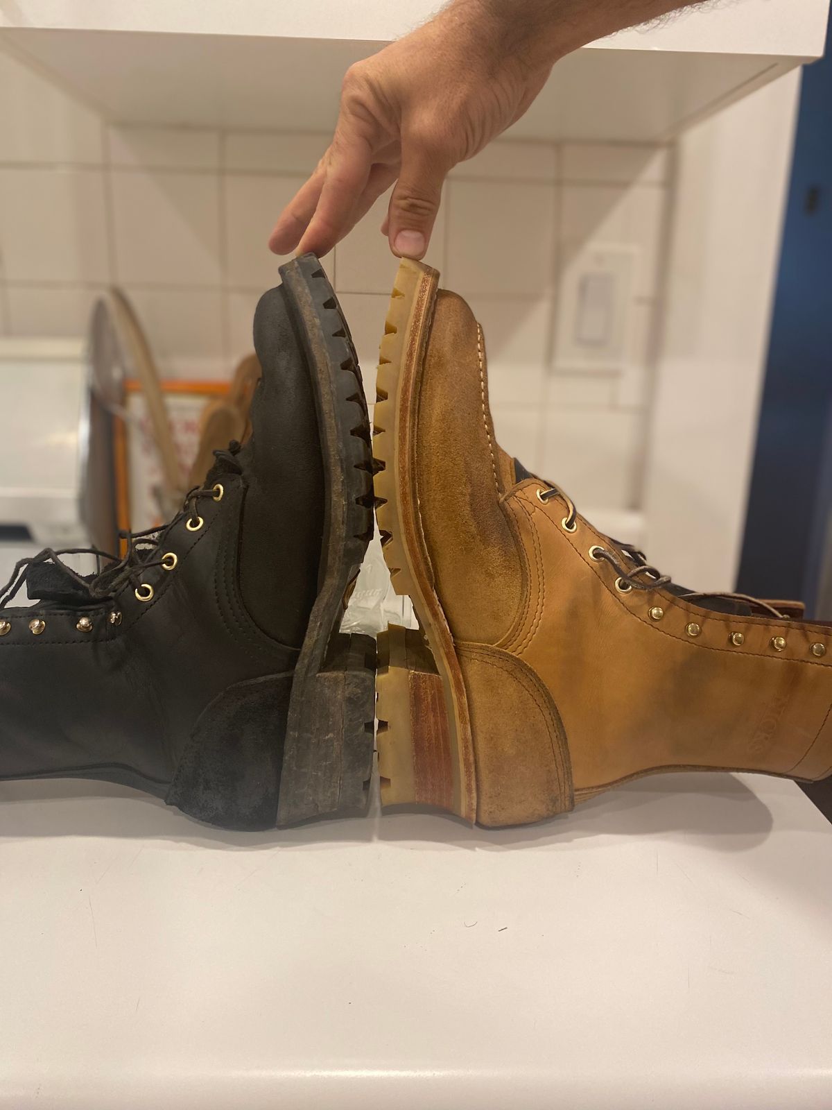 Photo by bootbeater on October 14, 2023 of the Nicks DomePro in Seidel 1964 Tan Roughout.