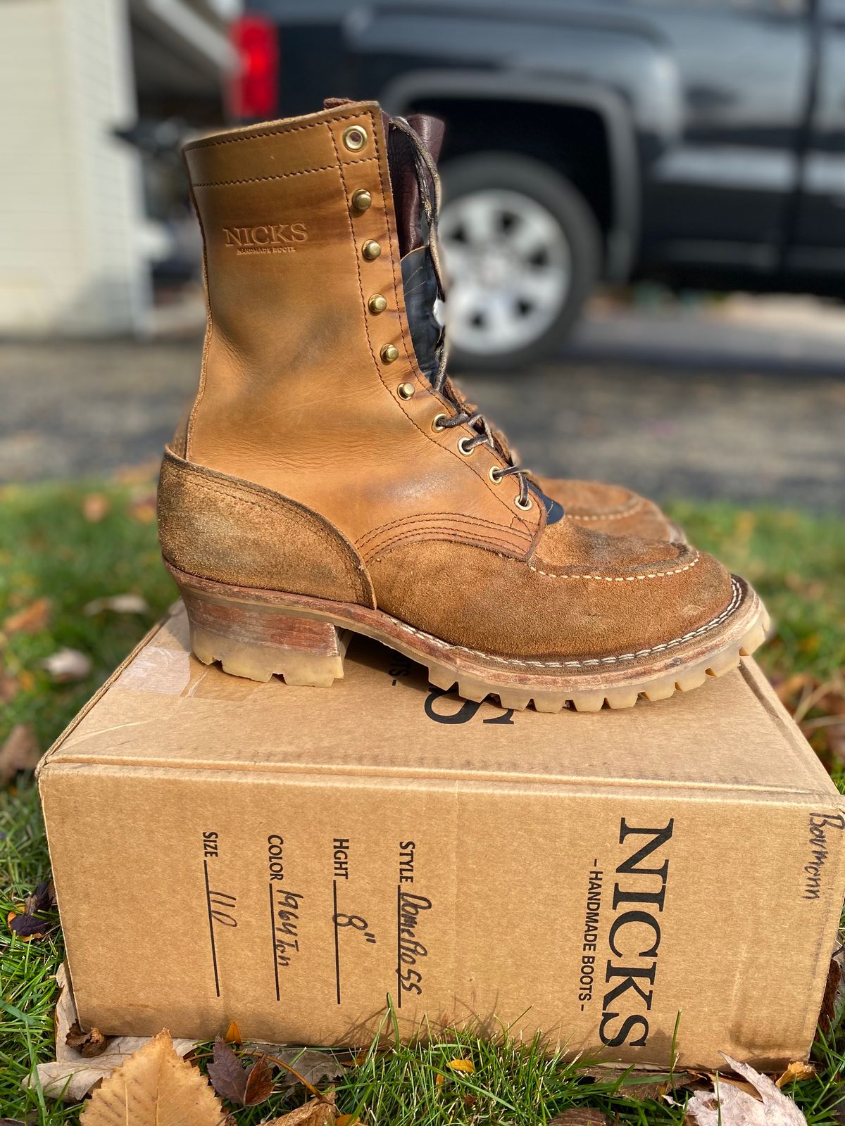 Photo by bootbeater on November 4, 2023 of the Nicks DomePro in Seidel 1964 Tan Roughout.