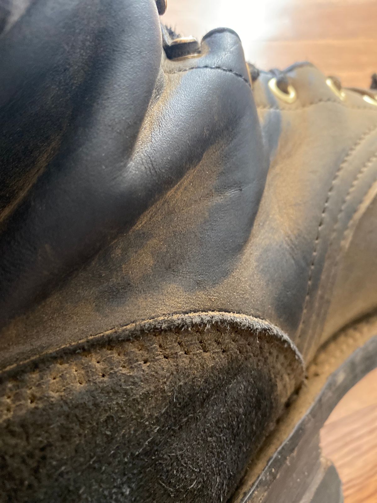 Photo by bootbeater on August 30, 2023 of the Frank's Boots The Patriot in Black Roughout Work Leather.