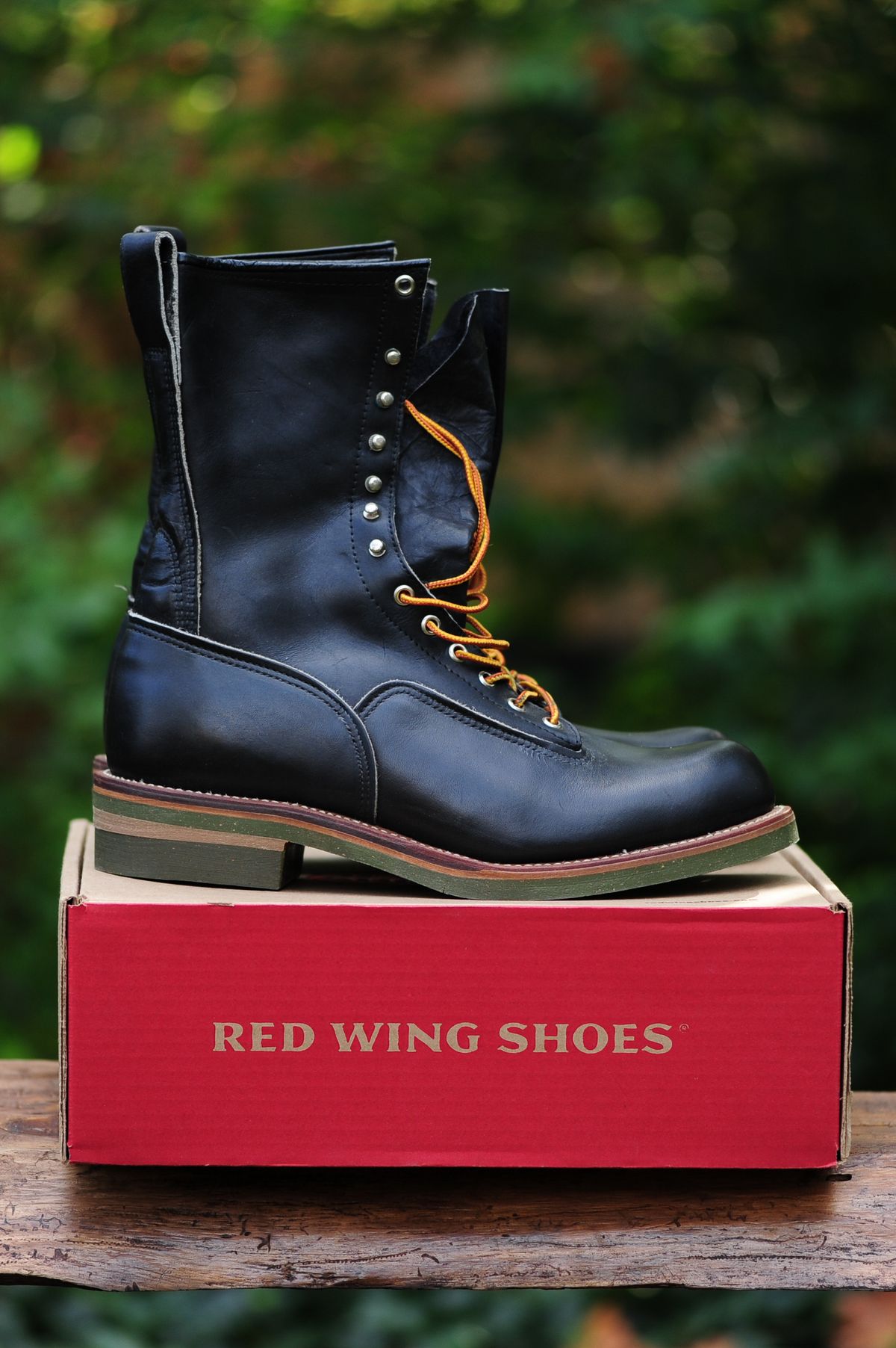 Photo by bootbeater on October 15, 2024 of the Red Wing 919 Climber Vtg. 1983 in S.B. Foot Black Chrome.