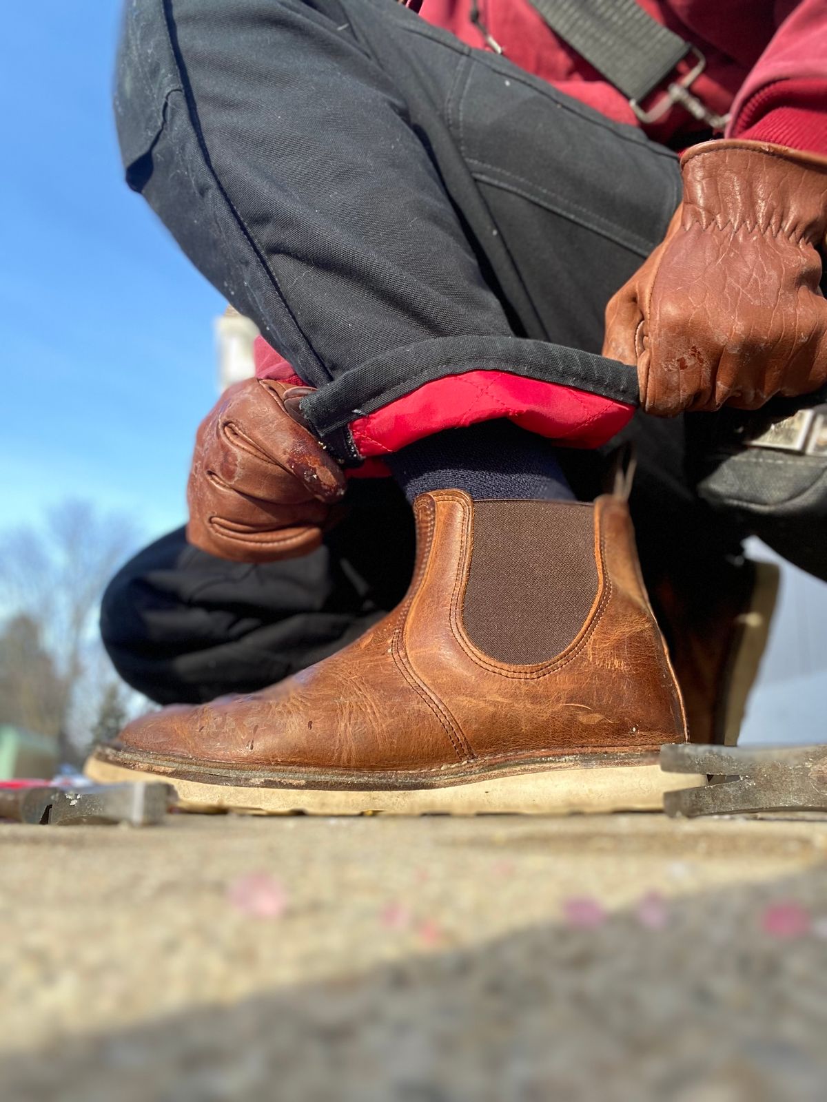 Photo by bootbeater on January 5, 2023 of the Red Wing Weekender Chelsea in S.B. Foot Copper Rough and Tough.