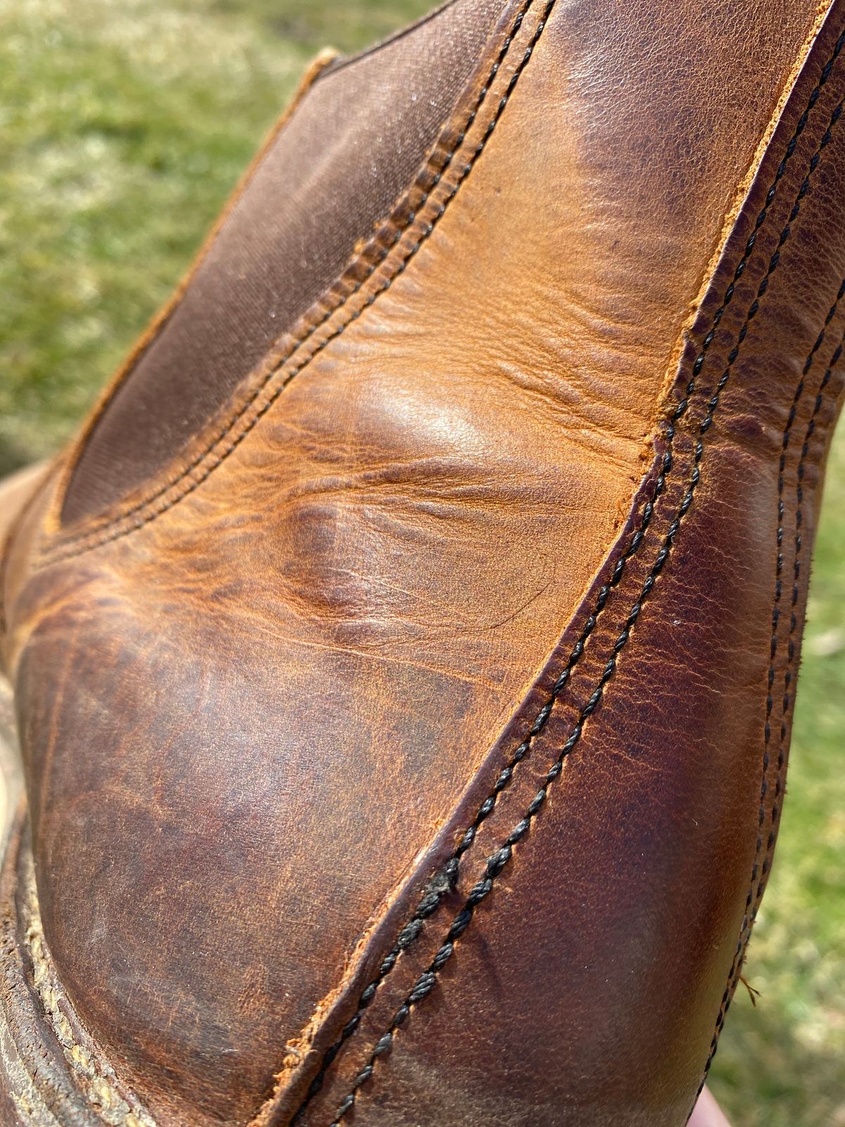 Photo by bootbeater on March 5, 2023 of the Red Wing Weekender Chelsea in S.B. Foot Copper Rough and Tough.