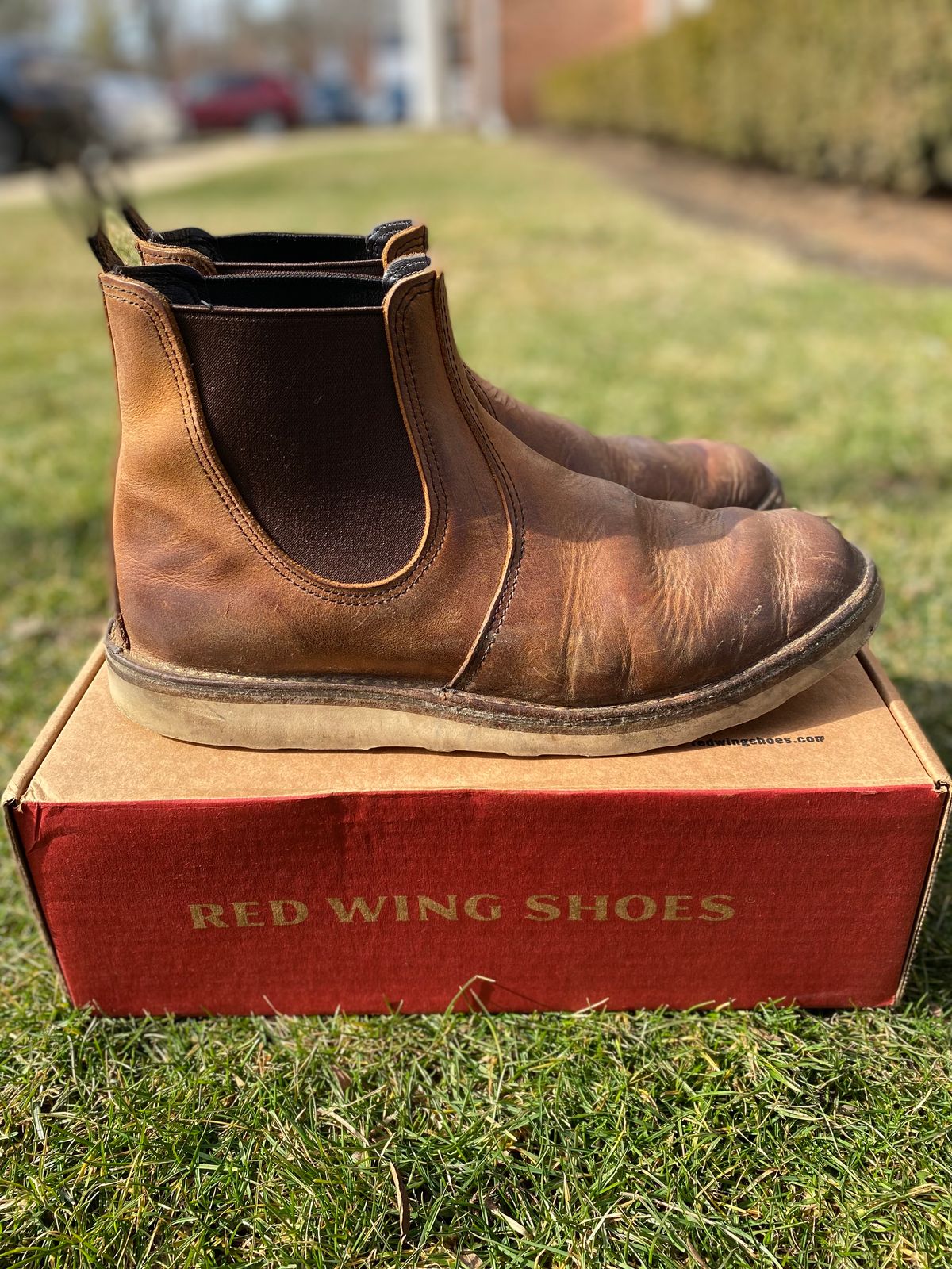 Photo by bootbeater on March 5, 2023 of the Red Wing Weekender Chelsea in S.B. Foot Copper Rough and Tough.