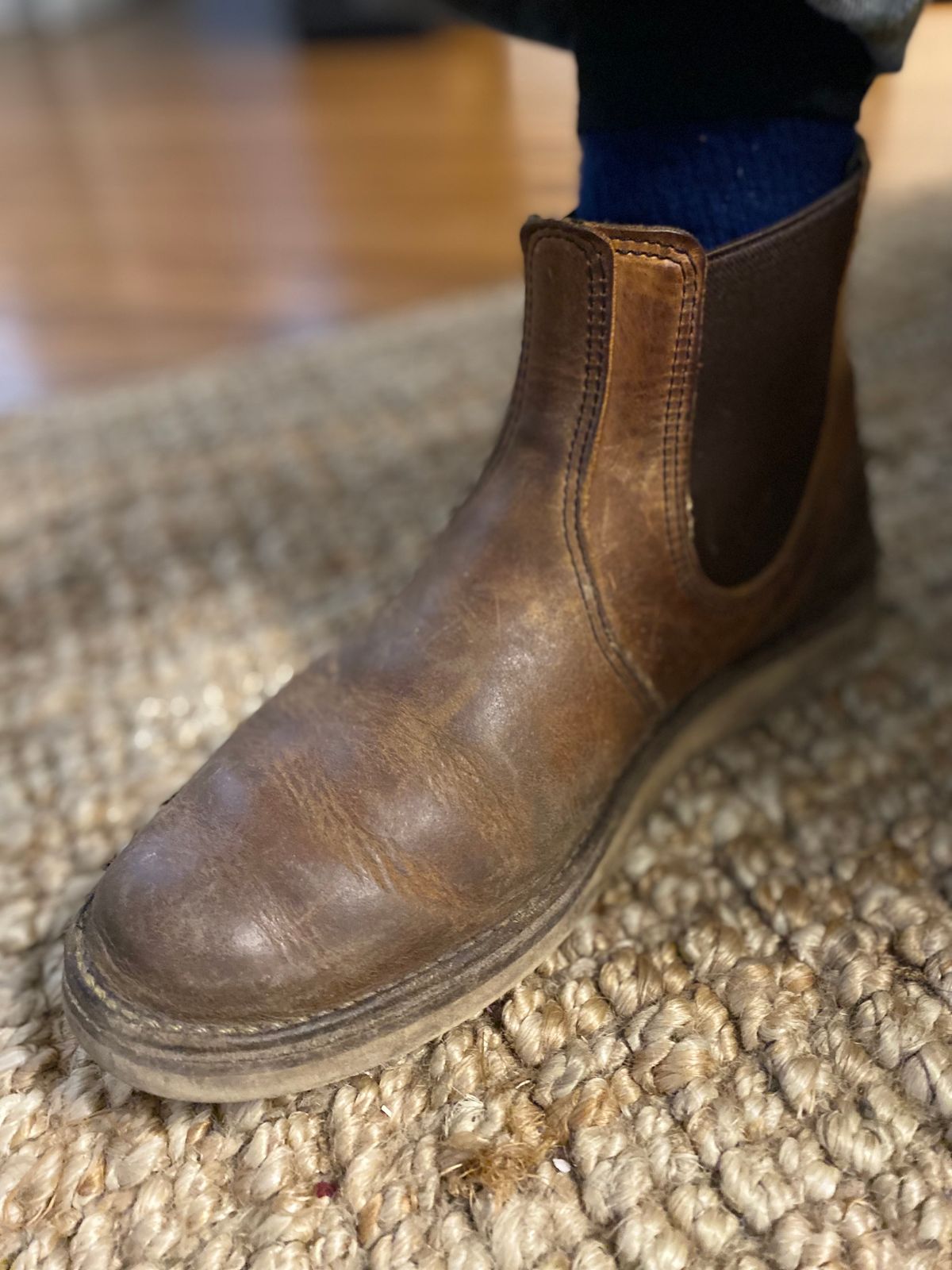 Photo by bootbeater on December 18, 2023 of the Red Wing Weekender Chelsea in S.B. Foot Copper Rough and Tough.