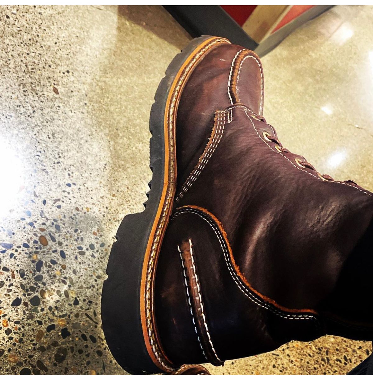 Photo by Jeff_in_the_pnw on December 14, 2022 of the Thorogood 8" Moc Toe in Unknown Leather.