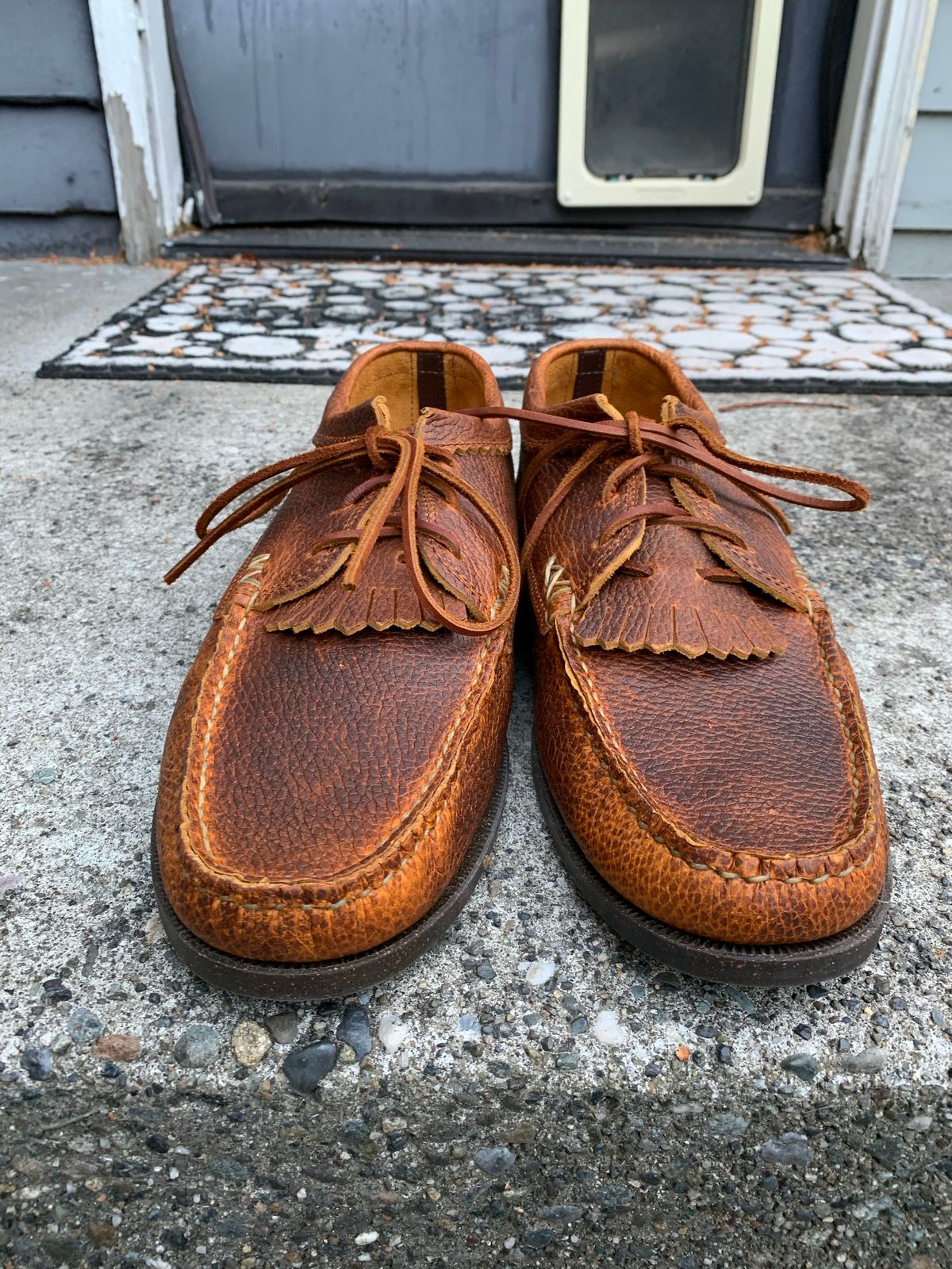 Photo by plumbluck2 on October 2, 2022 of the Yuketen Blucher with Kiltie in Unlisted Leather.