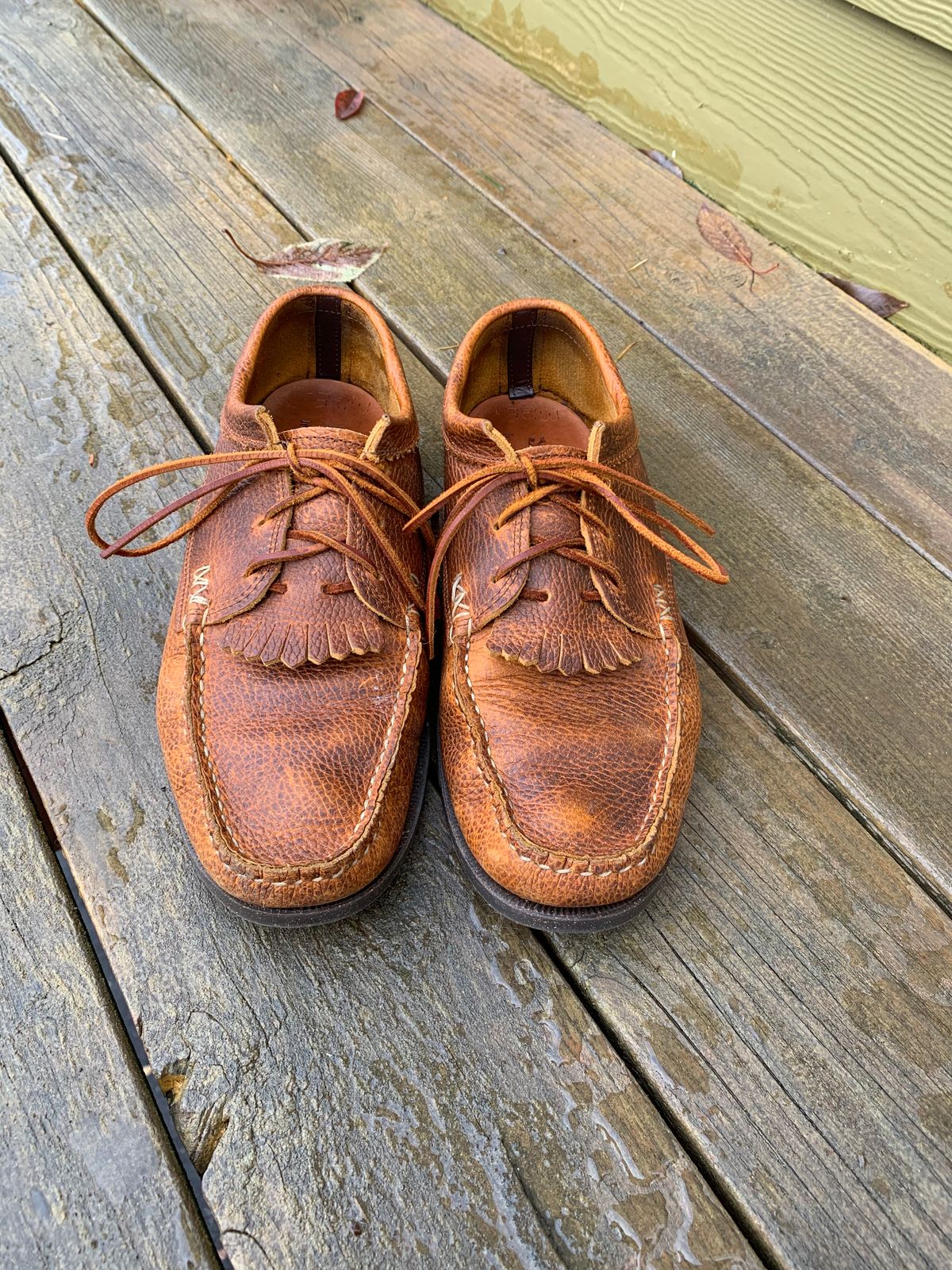Photo by plumbluck2 on December 5, 2022 of the Yuketen Blucher with Kiltie in Unlisted Leather.