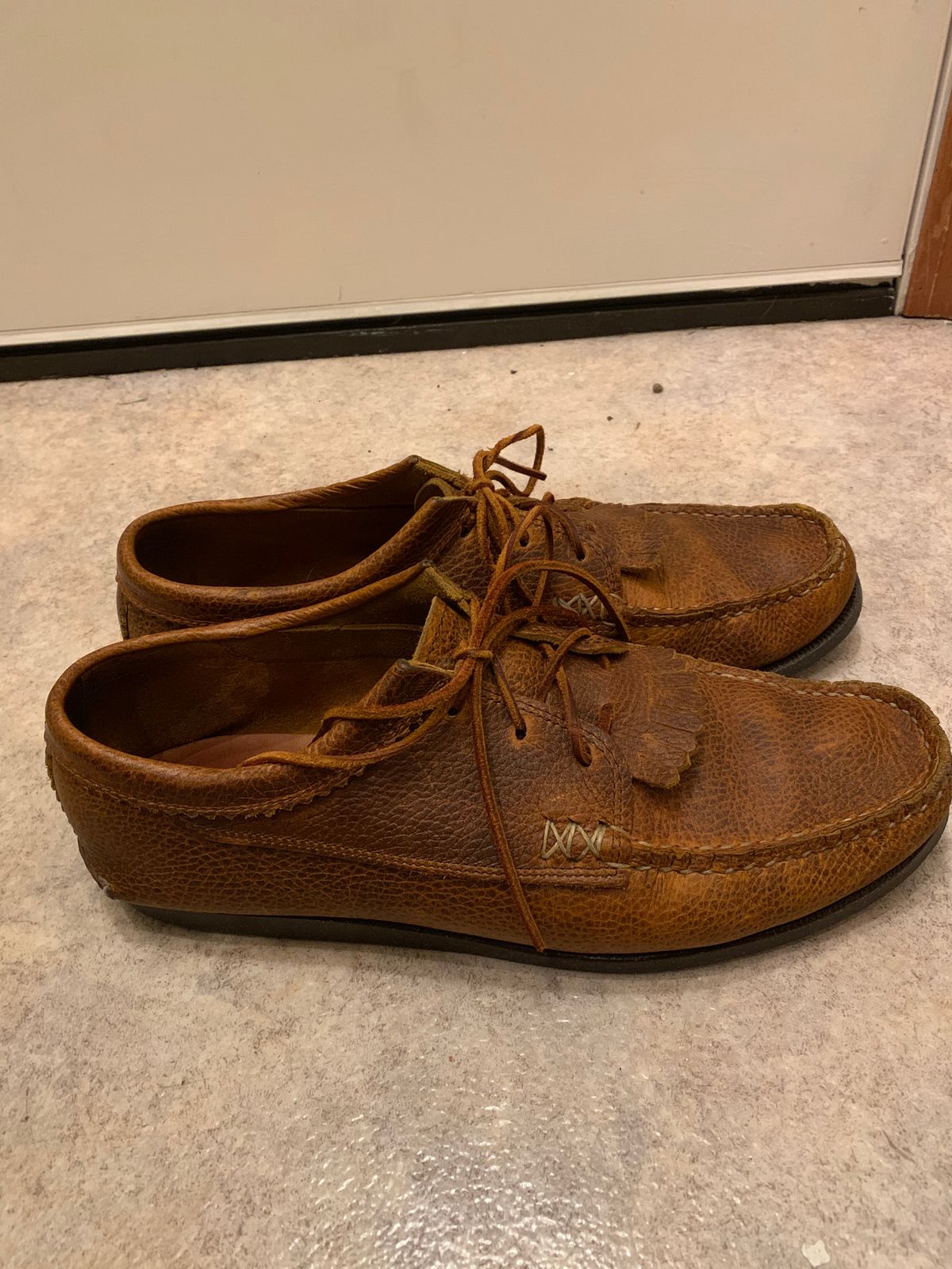 Photo by plumbluck2 on January 6, 2023 of the Yuketen Blucher with Kiltie in Unlisted Leather.