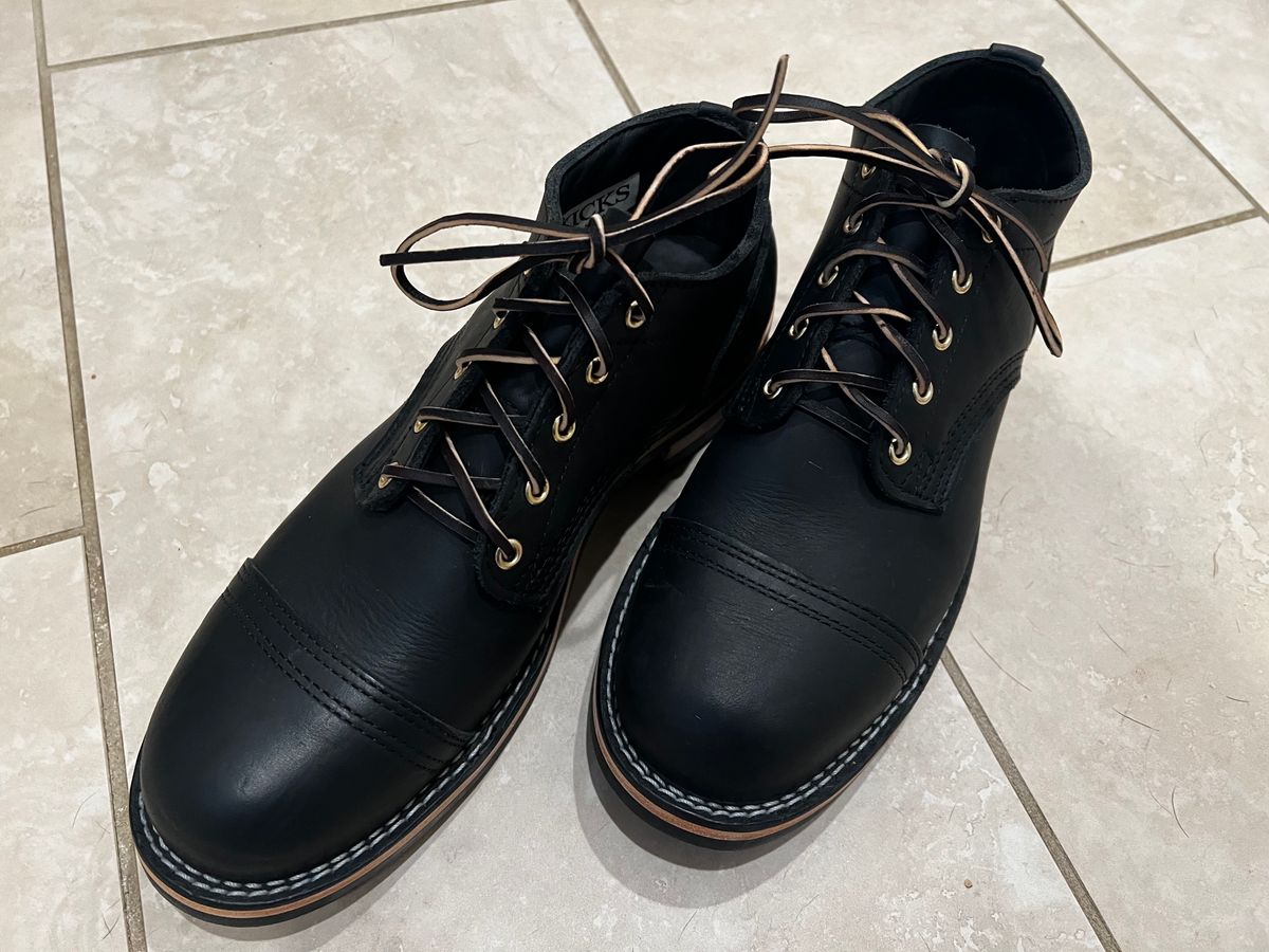 Photo by Wadester on October 29, 2023 of the Nicks Manito in Seidel 1964 Black.