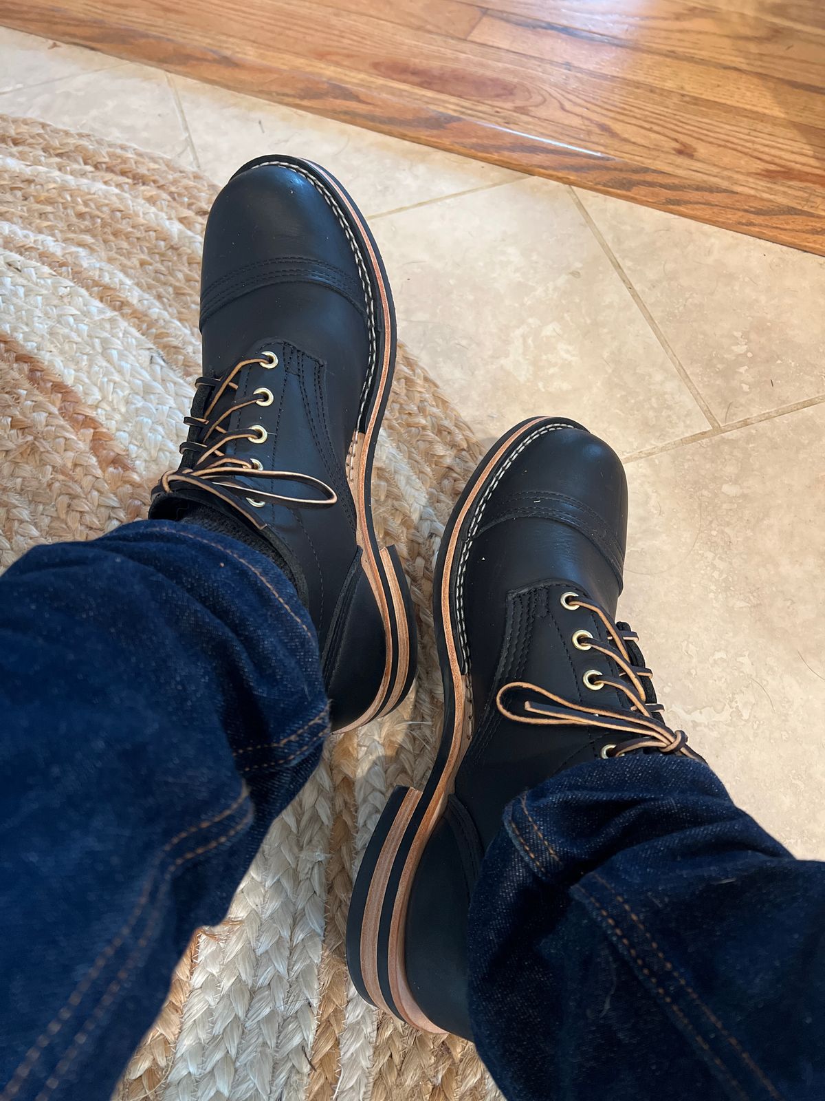 Photo by Wadester on October 29, 2023 of the Nicks Manito in Seidel 1964 Black.