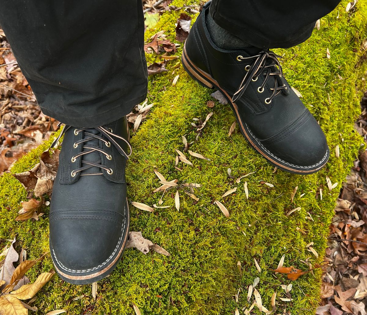 Photo by Wadester on November 6, 2023 of the Nicks Manito in Seidel 1964 Black.