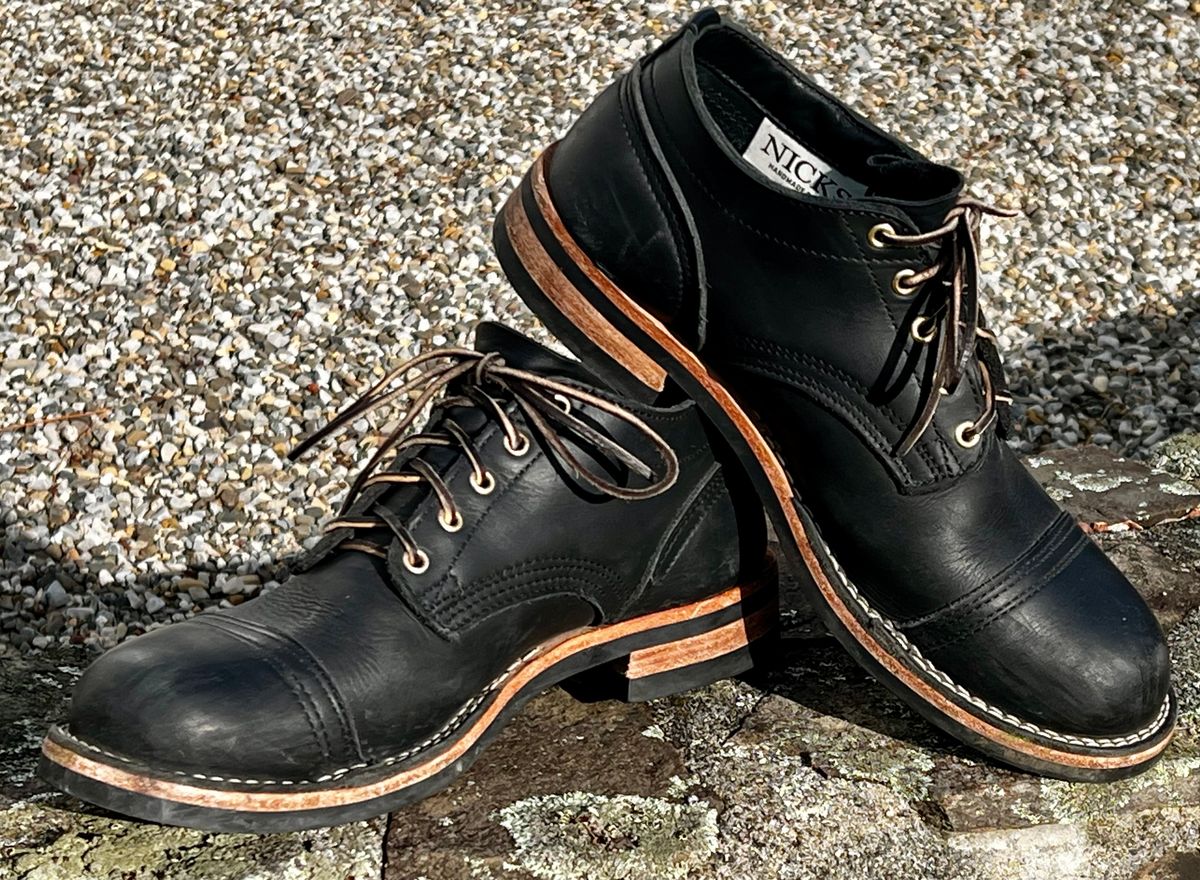 Photo by Wadester on January 1, 2024 of the Nicks Manito in Seidel 1964 Black.