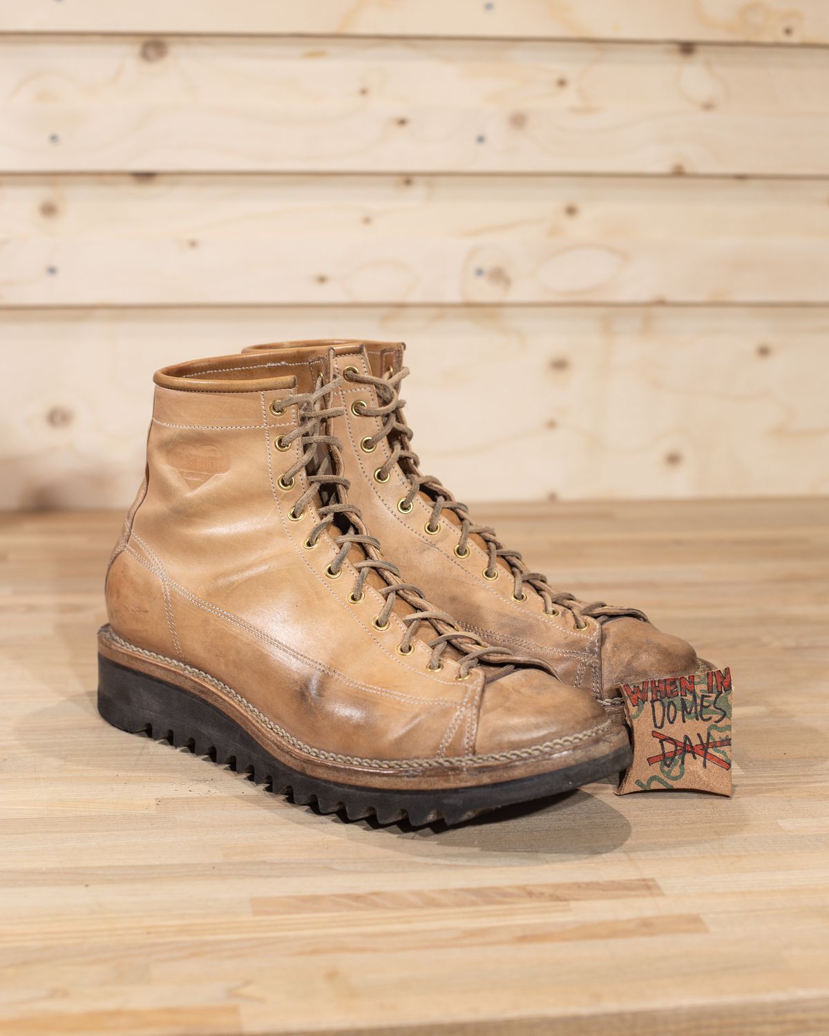 Photo by baschdln on November 5, 2024 of the Self-Made Monkey Boot in Conceria Cloe Crust Horsebutt.