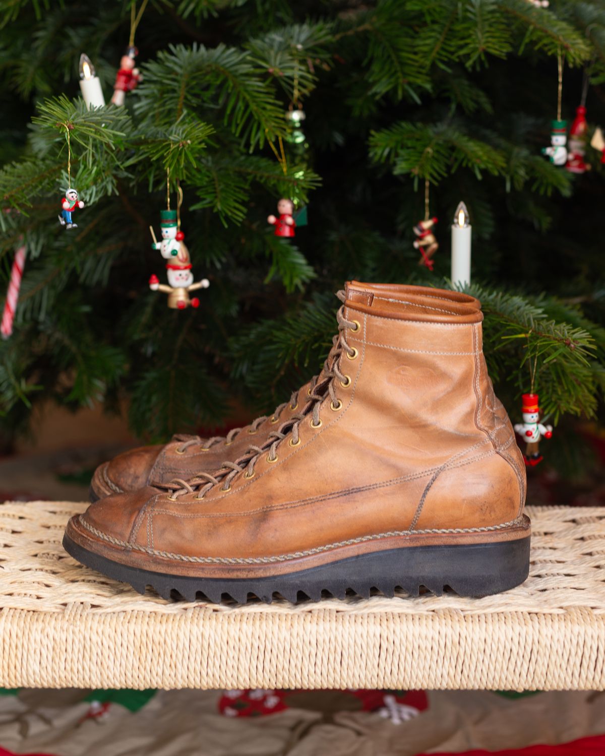 Photo by baschdln on December 1, 2024 of the Self-Made Monkey Boot in Conceria Cloe Crust Horsebutt.