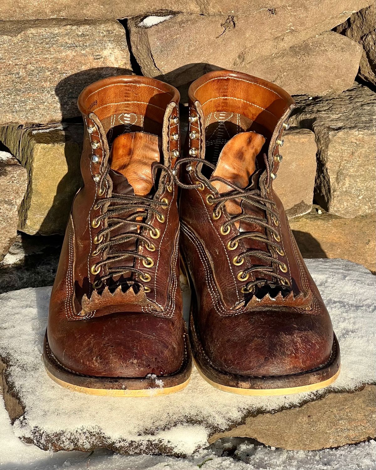 Photo by baschdln on January 4, 2024 of the Self-Made Lace To Toe in Austrian Cow Leather, vegetable Tanned, (reversed) waxed flesh.