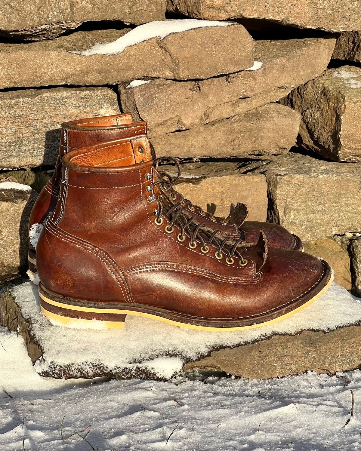 Photo by baschdln on January 4, 2024 of the Self-Made Lace To Toe in Austrian Cow Leather, vegetable Tanned, (reversed) waxed flesh.