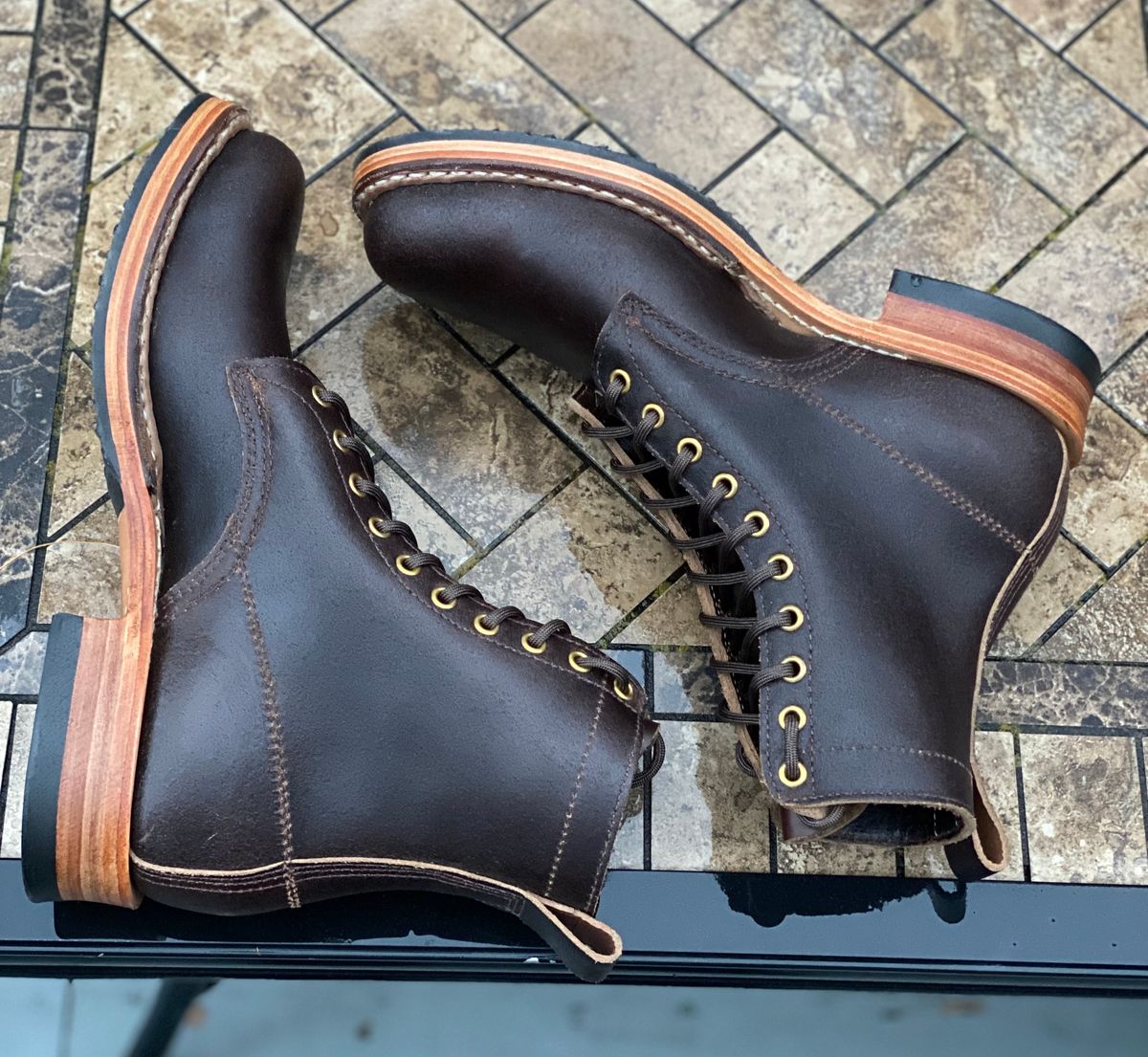 Photo by nvrp813 on November 1, 2022 of the White's Semi-Dress in Horween Brown Waxed Flesh.