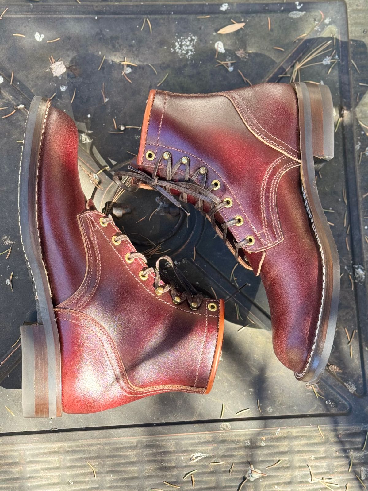 Photo by nvrp813 on November 1, 2024 of the Nicks MTO in Horween Tan Waxed Flesh.