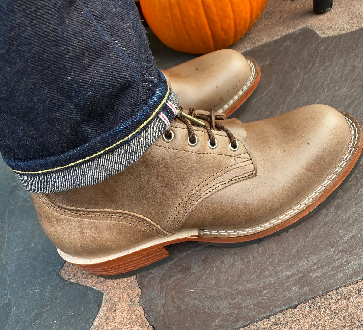Photo by nvrp813 on October 10, 2023 of the Nicks Robert in Horween Natural Chromexcel.