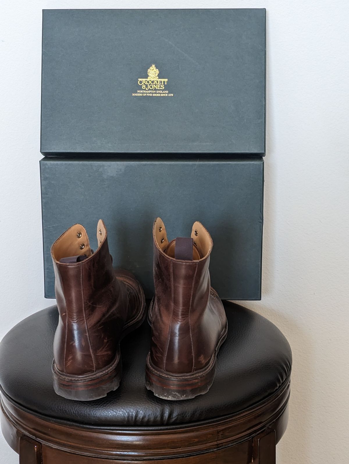 Photo by Korulag on January 1, 2024 of the Crockett & Jones Coniston in Coffee Hurricane Hide.