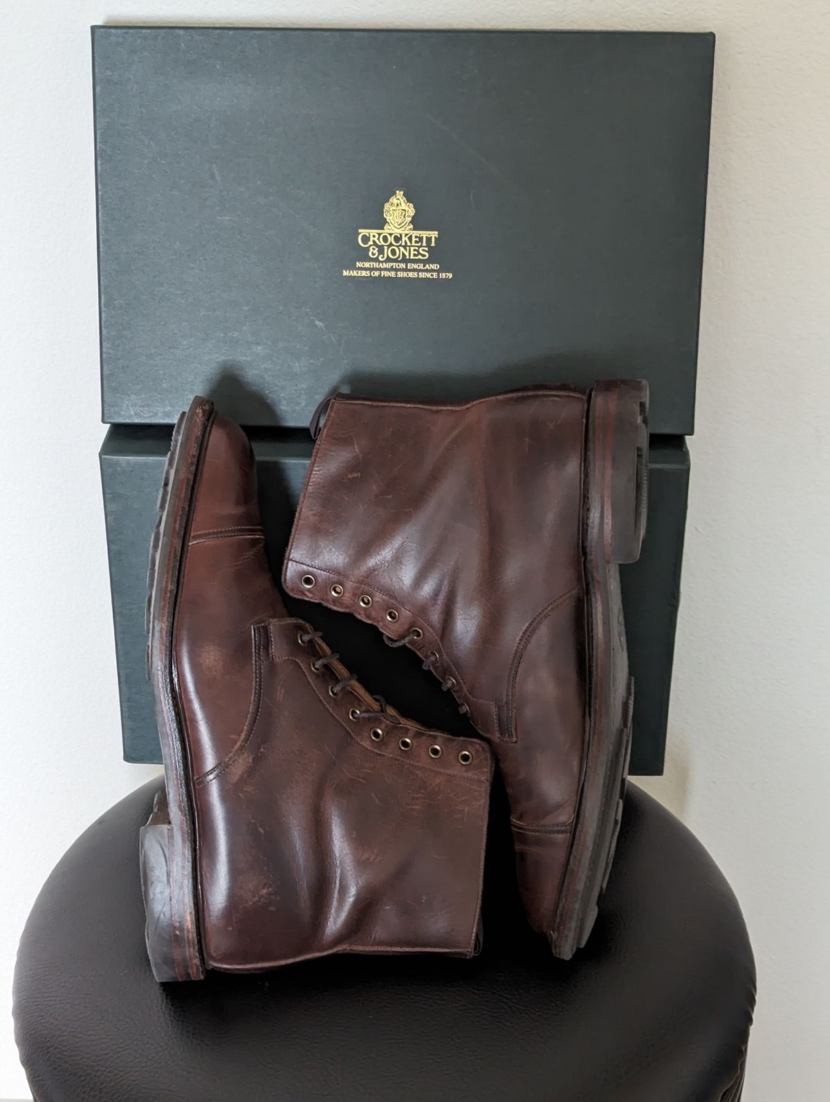 Photo by Korulag on March 1, 2024 of the Crockett & Jones Coniston in Coffee Hurricane Hide.