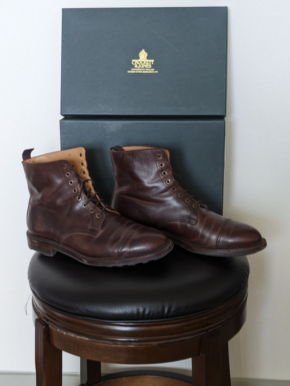 Photo by Korulag on March 1, 2024 of the Crockett & Jones Coniston in Coffee Hurricane Hide.