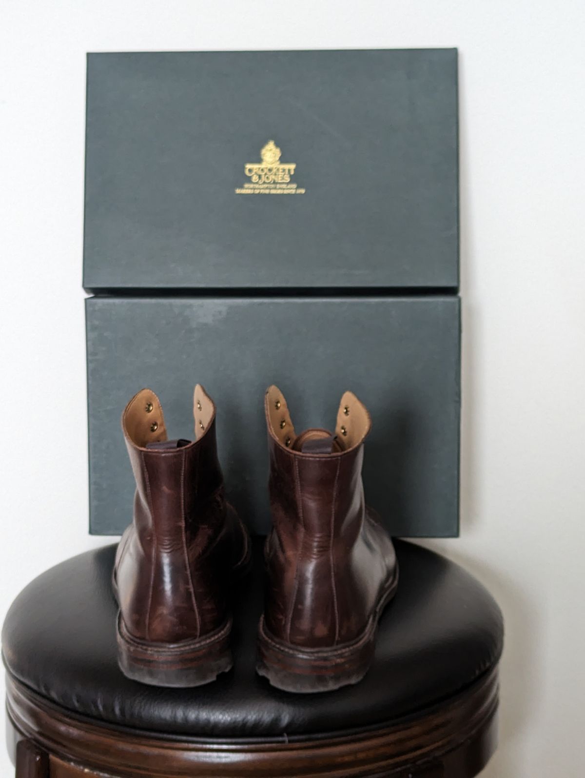 Photo by Korulag on April 1, 2024 of the Crockett & Jones Coniston in Coffee Hurricane Hide.