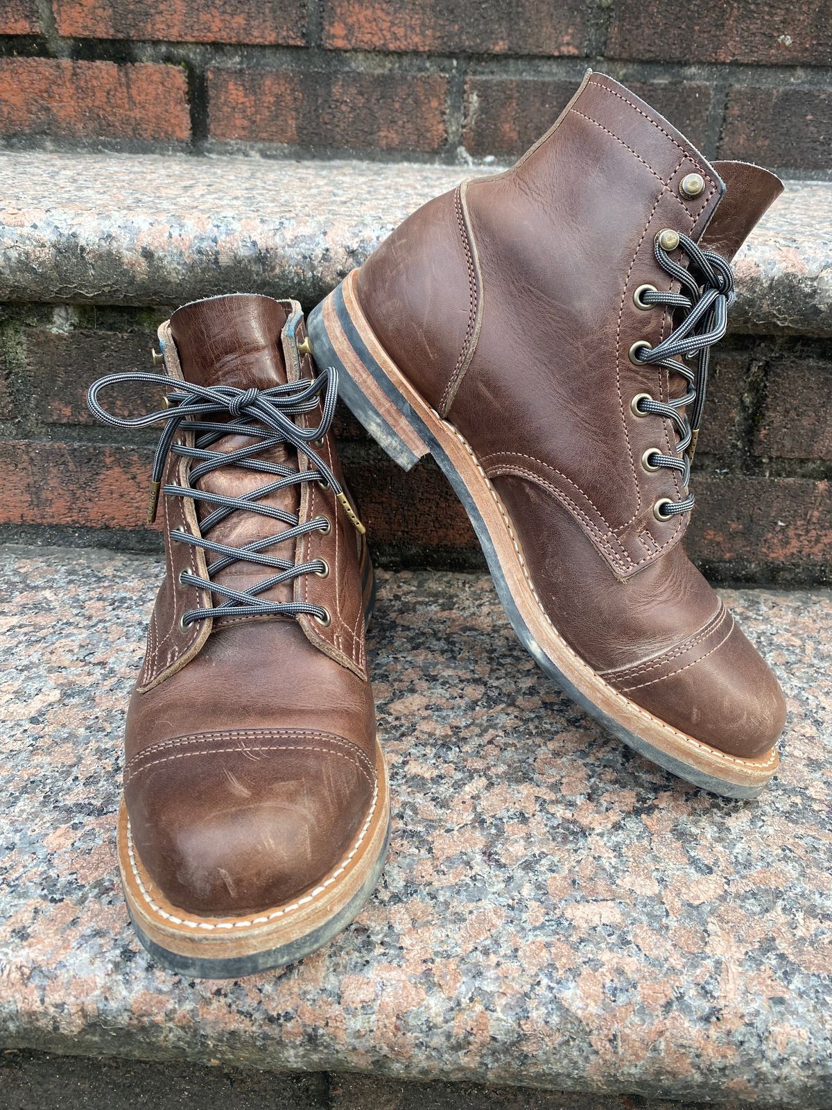 Photo by CHUNHWA on December 5, 2022 of the Truman Service Boot in Horween Walnut Cypress.