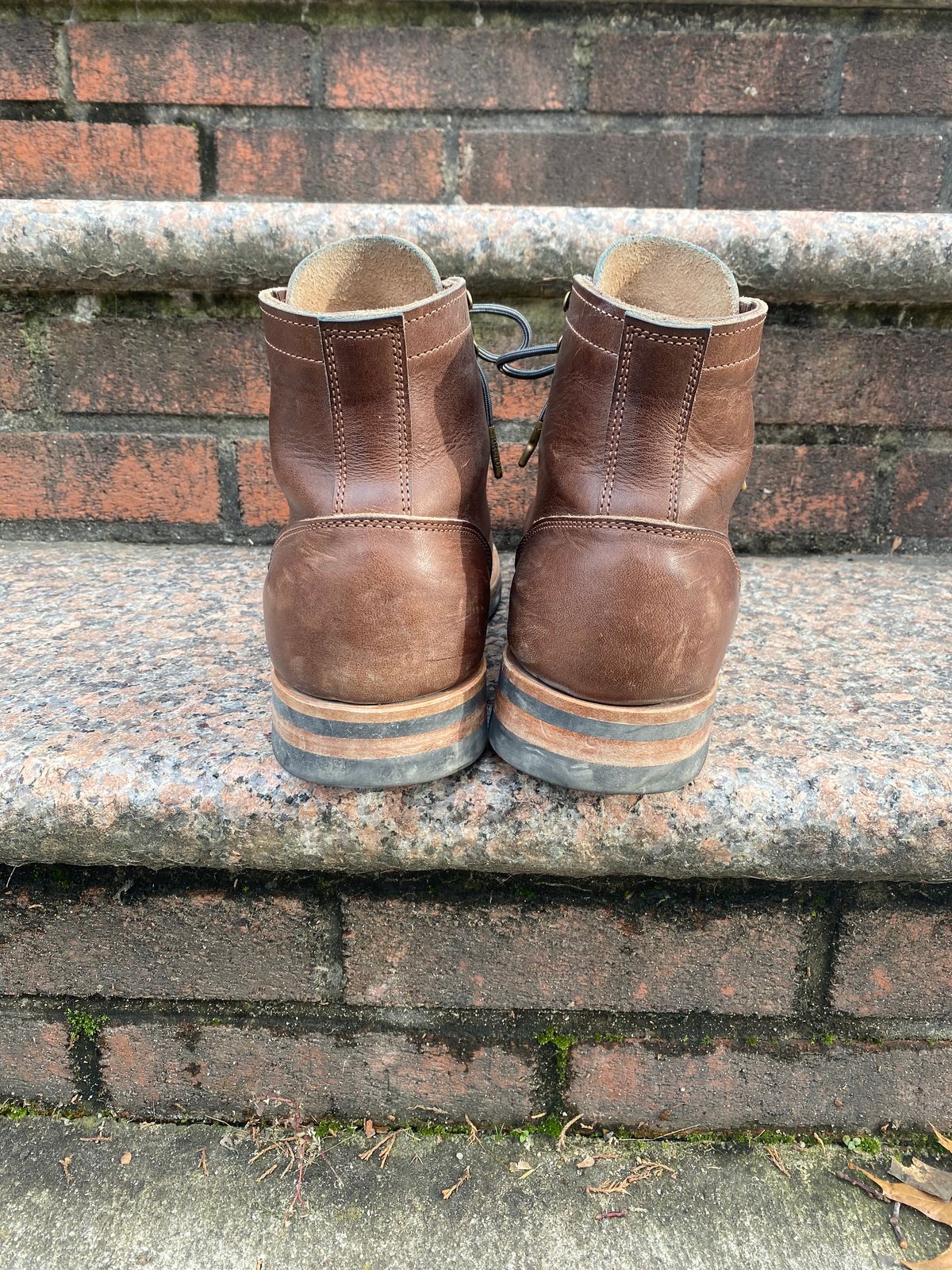 Photo by CHUNHWA on December 5, 2022 of the Truman Service Boot in Horween Walnut Cypress.