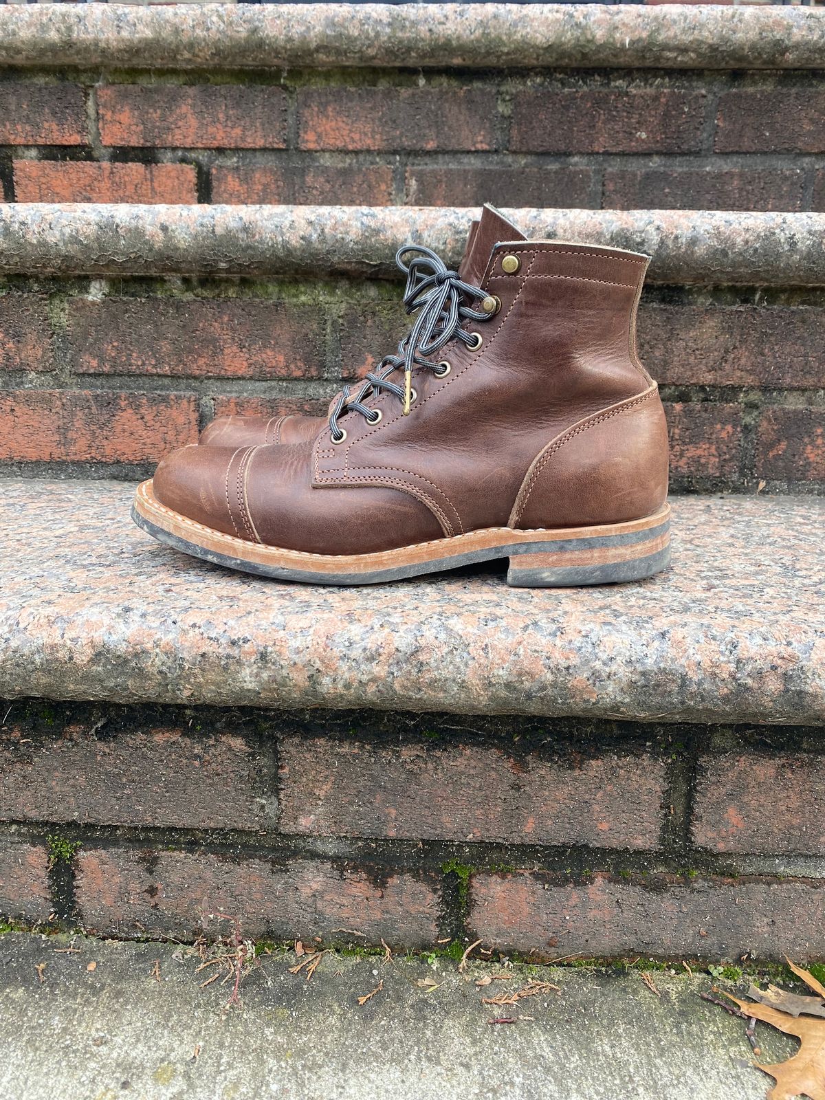 Photo by CHUNHWA on December 5, 2022 of the Truman Service Boot in Horween Walnut Cypress.