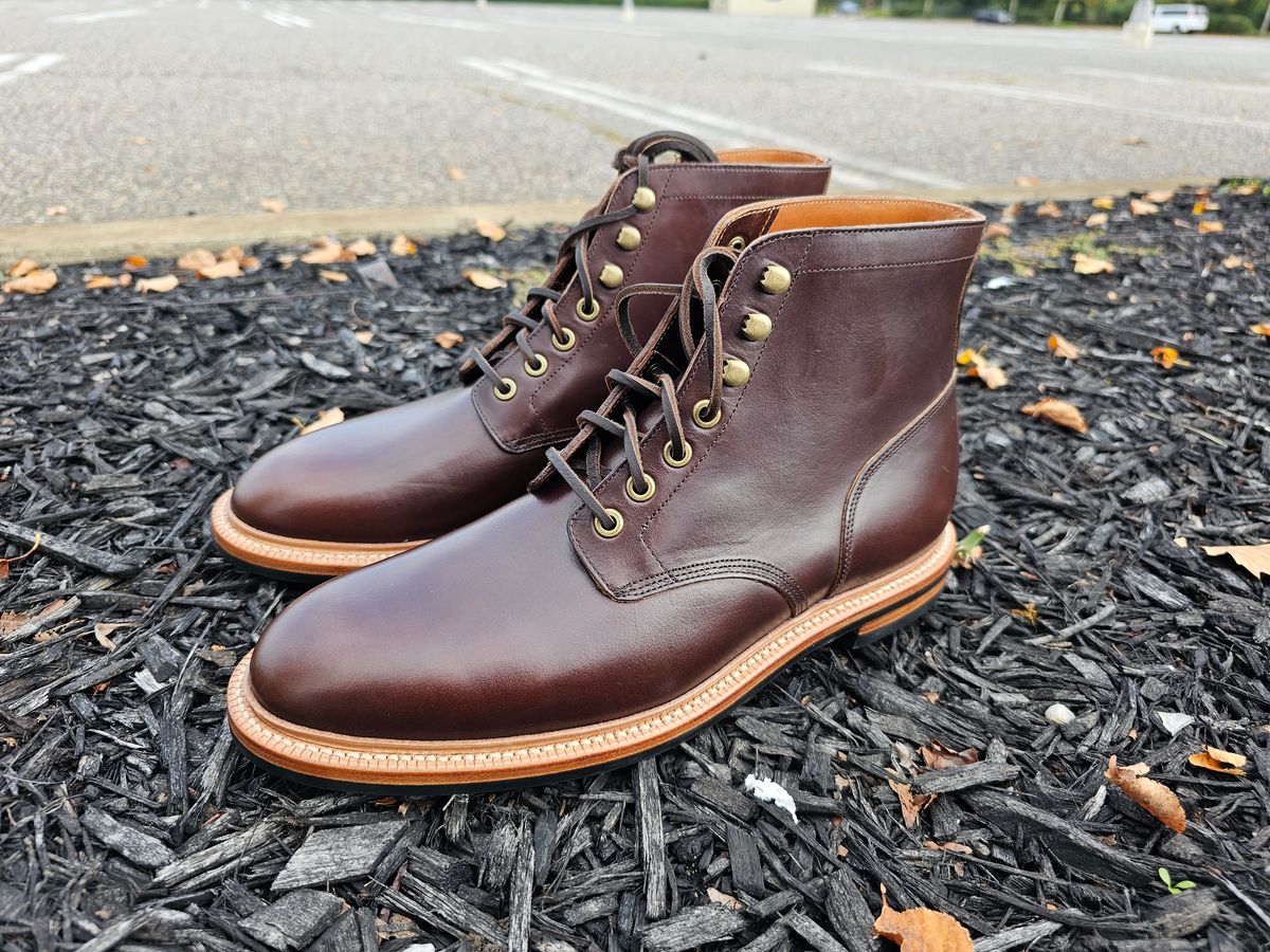 Photo by jtstav on October 6, 2023 of the Grant Stone Diesel Boot in Horween Crimson Chromexcel.