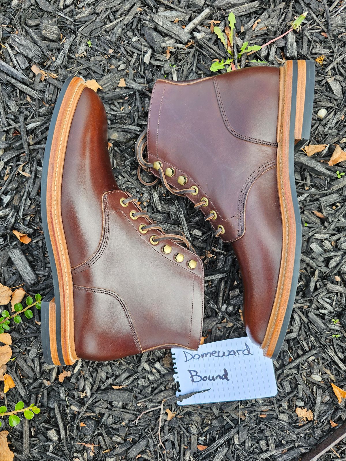 Photo by jtstav on October 6, 2023 of the Grant Stone Diesel Boot in Horween Crimson Chromexcel.