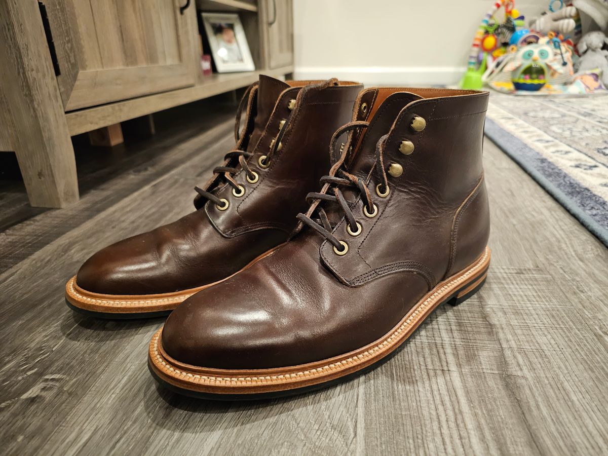 Photo by jtstav on November 9, 2023 of the Grant Stone Diesel Boot in Horween Crimson Chromexcel.