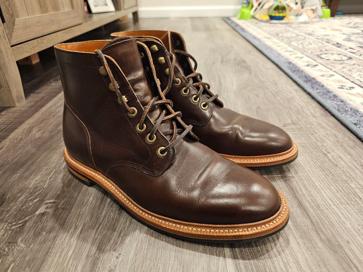 Photo by jtstav on November 9, 2023 of the Grant Stone Diesel Boot in Horween Crimson Chromexcel.