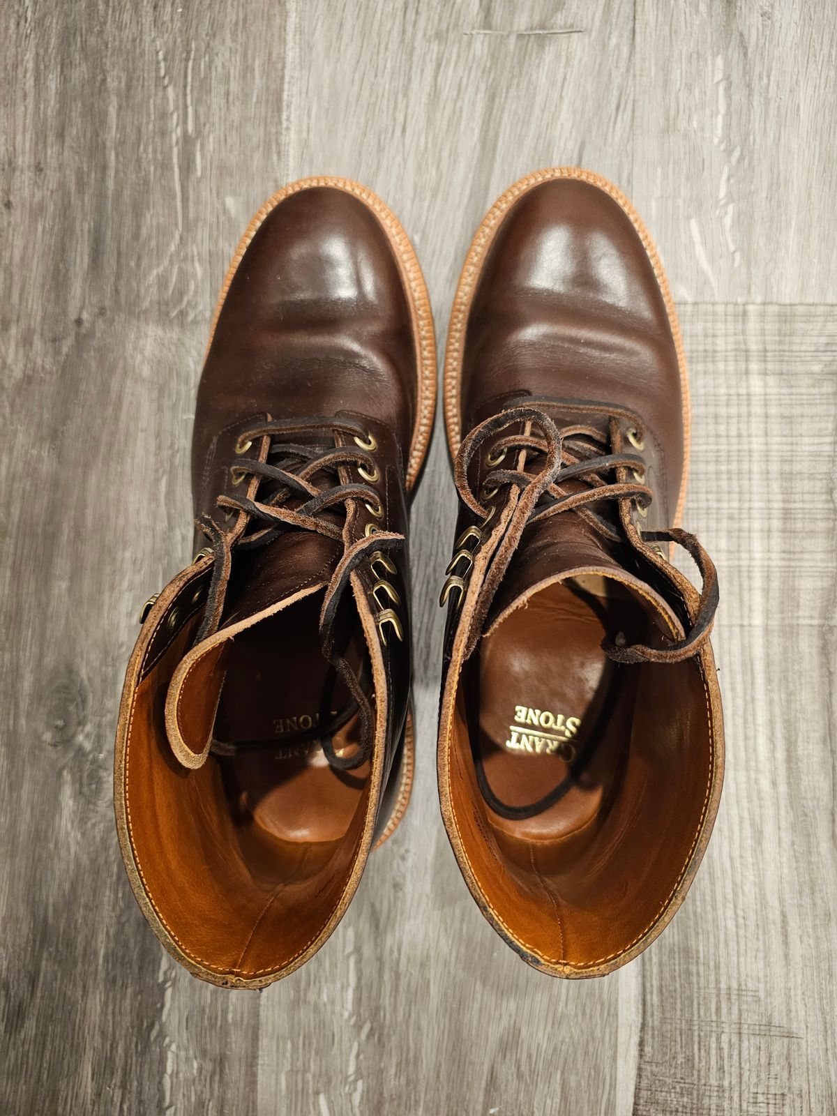 Photo by jtstav on November 9, 2023 of the Grant Stone Diesel Boot in Horween Crimson Chromexcel.