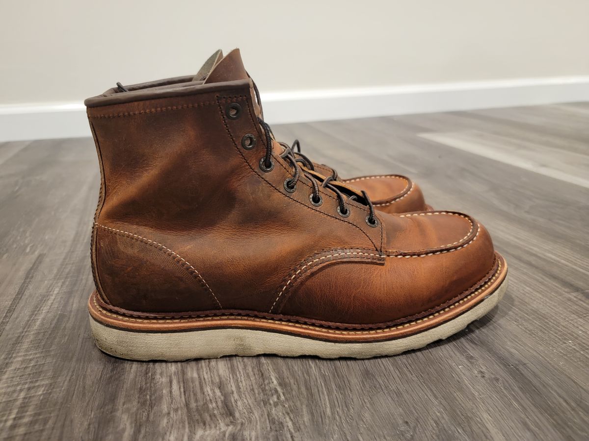 Photo by jtstav on December 6, 2022 of the Red Wing 6-Inch Classic Moc in S.B. Foot Copper Rough and Tough.
