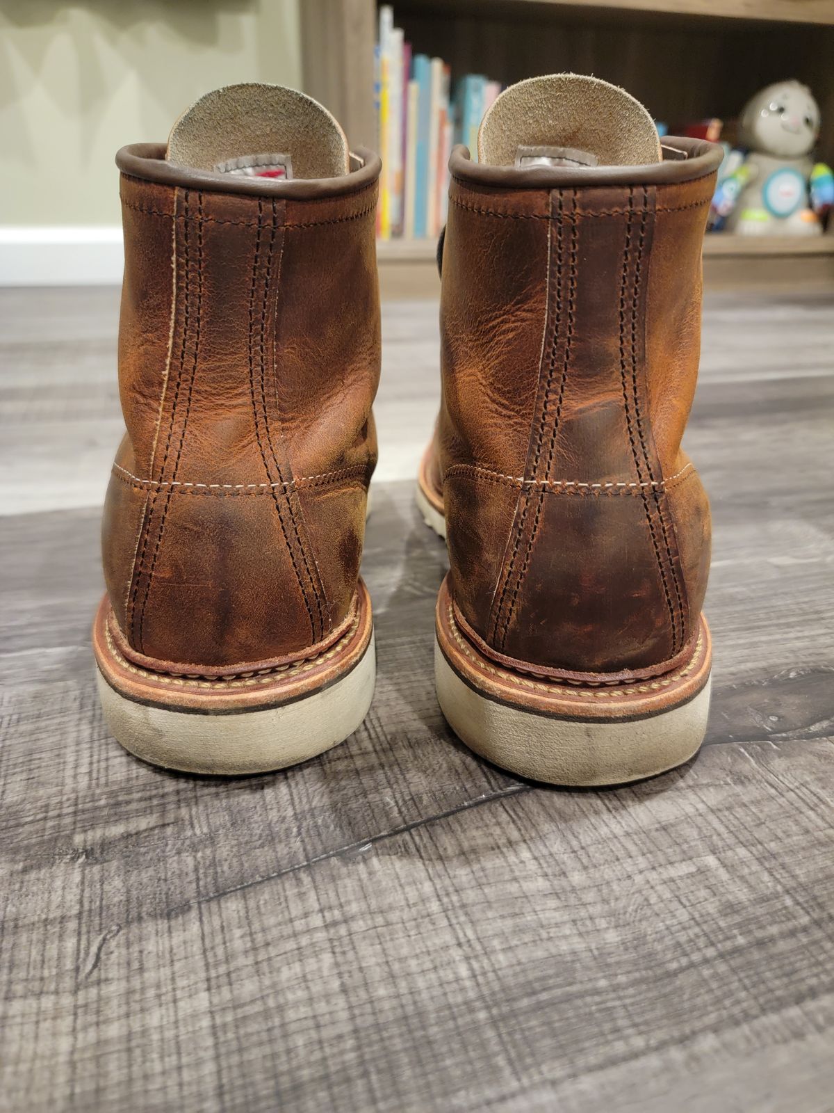 Photo by jtstav on January 6, 2023 of the Red Wing 6-Inch Classic Moc in S.B. Foot Copper Rough and Tough.